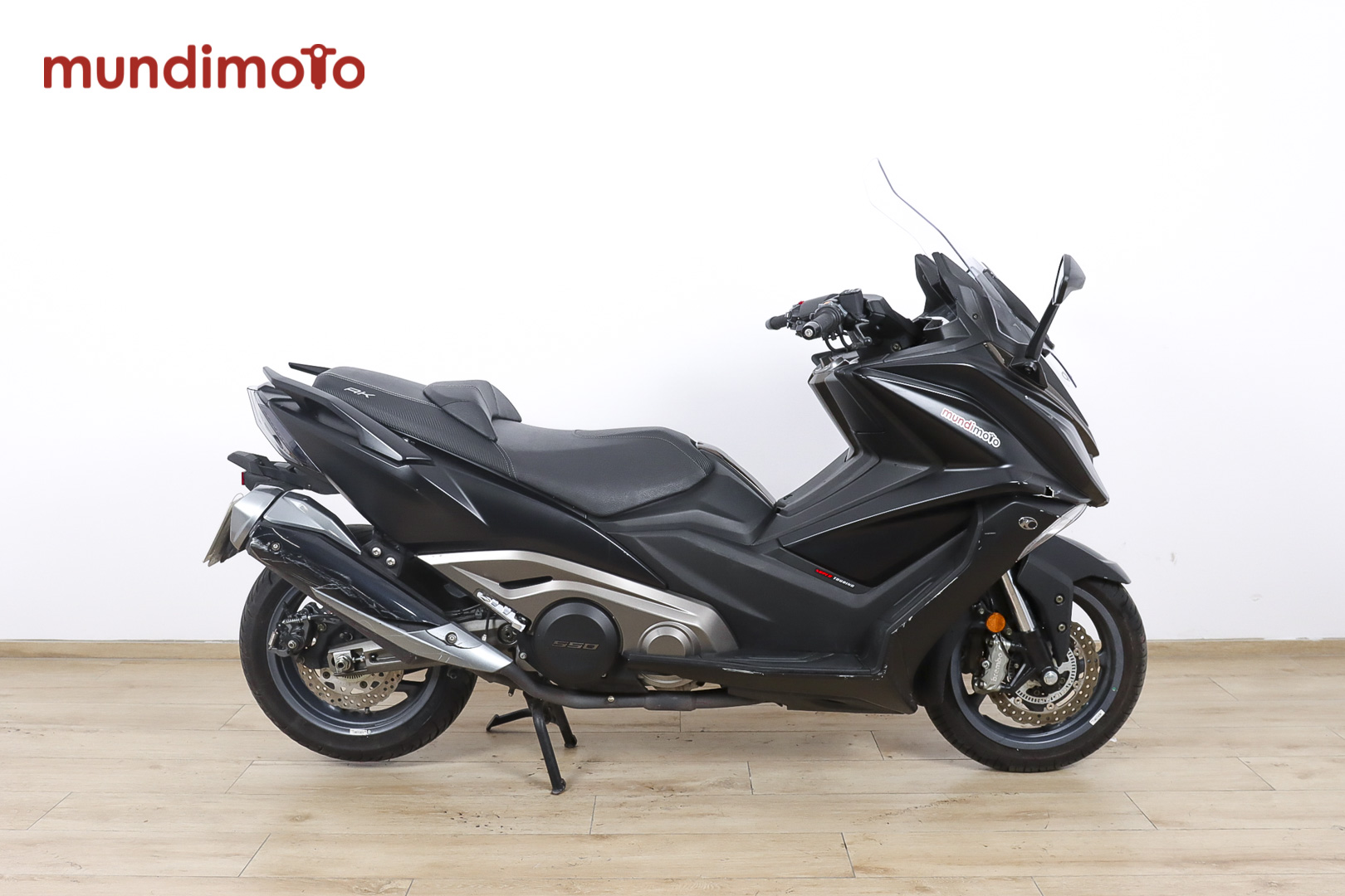 KYMCO AK 550 promoKYMCO0 KYMCO AK 550 promoKYMCO0