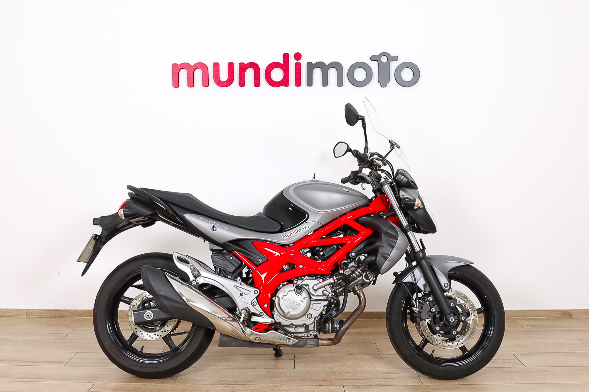 SUZUKI Gladius 650 ABSSUZUKI0 SUZUKI Gladius 650 ABSSUZUKI0