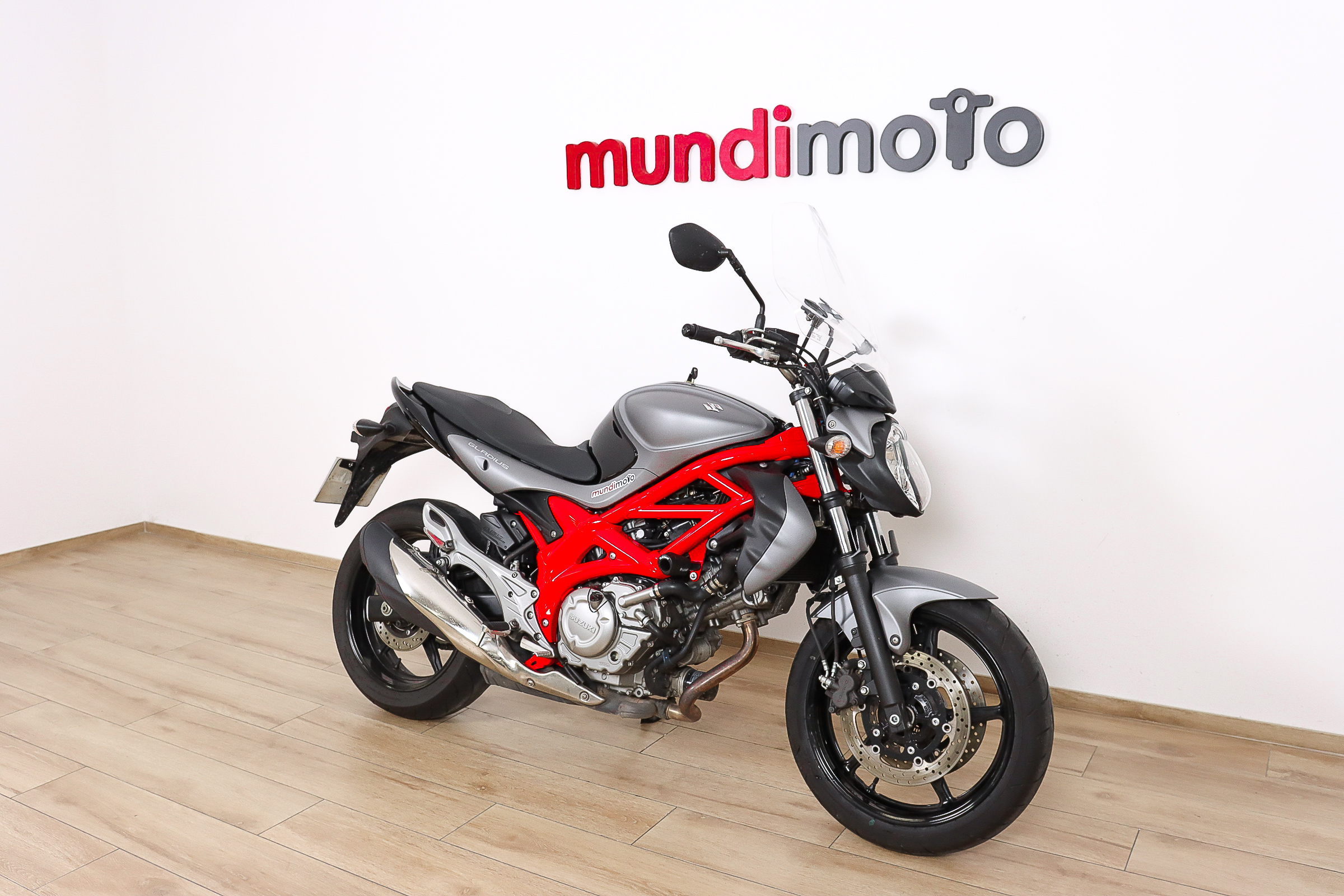 SUZUKI Gladius 650 ABSSUZUKI2 SUZUKI Gladius 650 ABSSUZUKI2