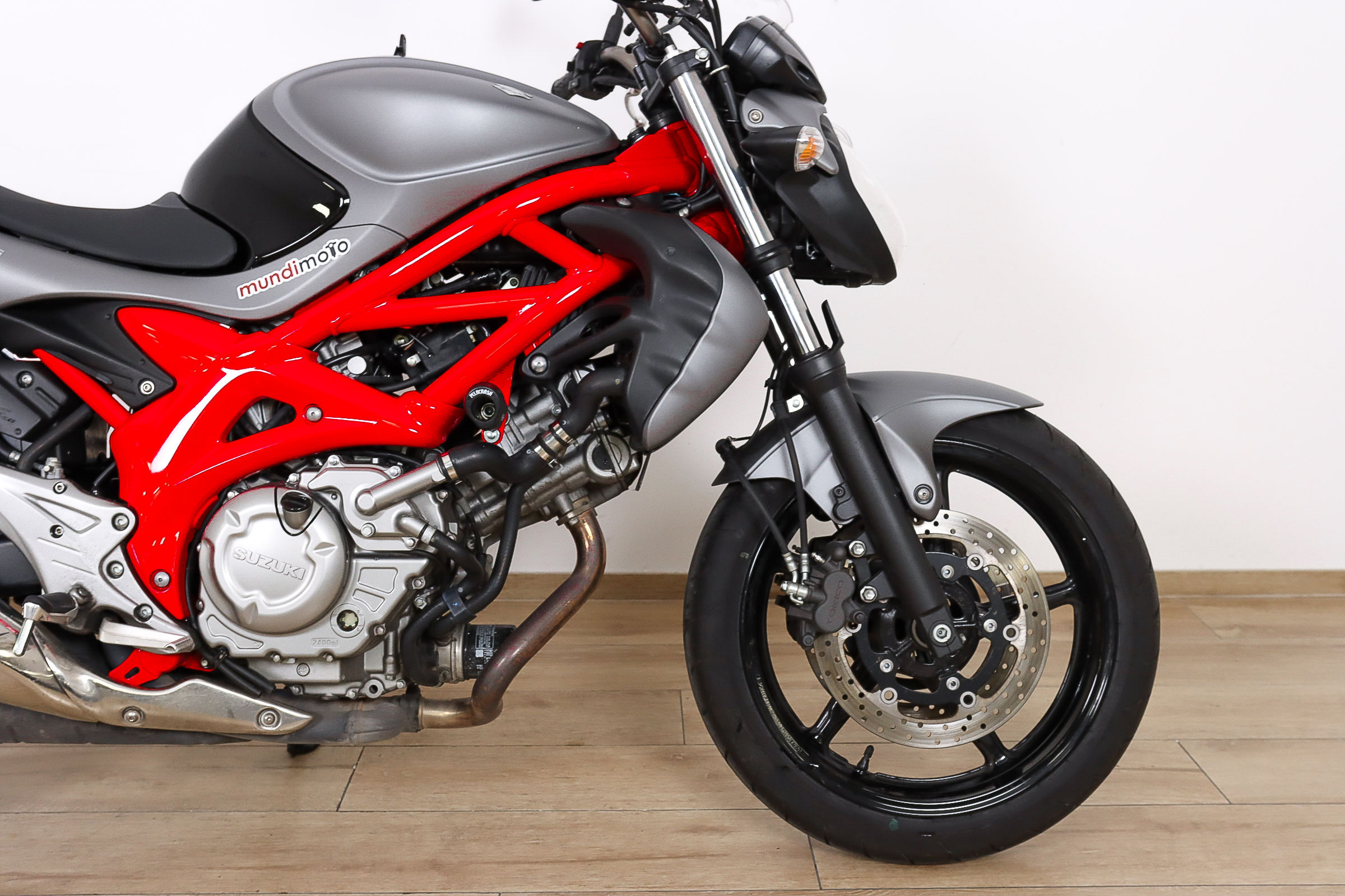 SUZUKI Gladius 650 ABSSUZUKI3 SUZUKI Gladius 650 ABSSUZUKI3