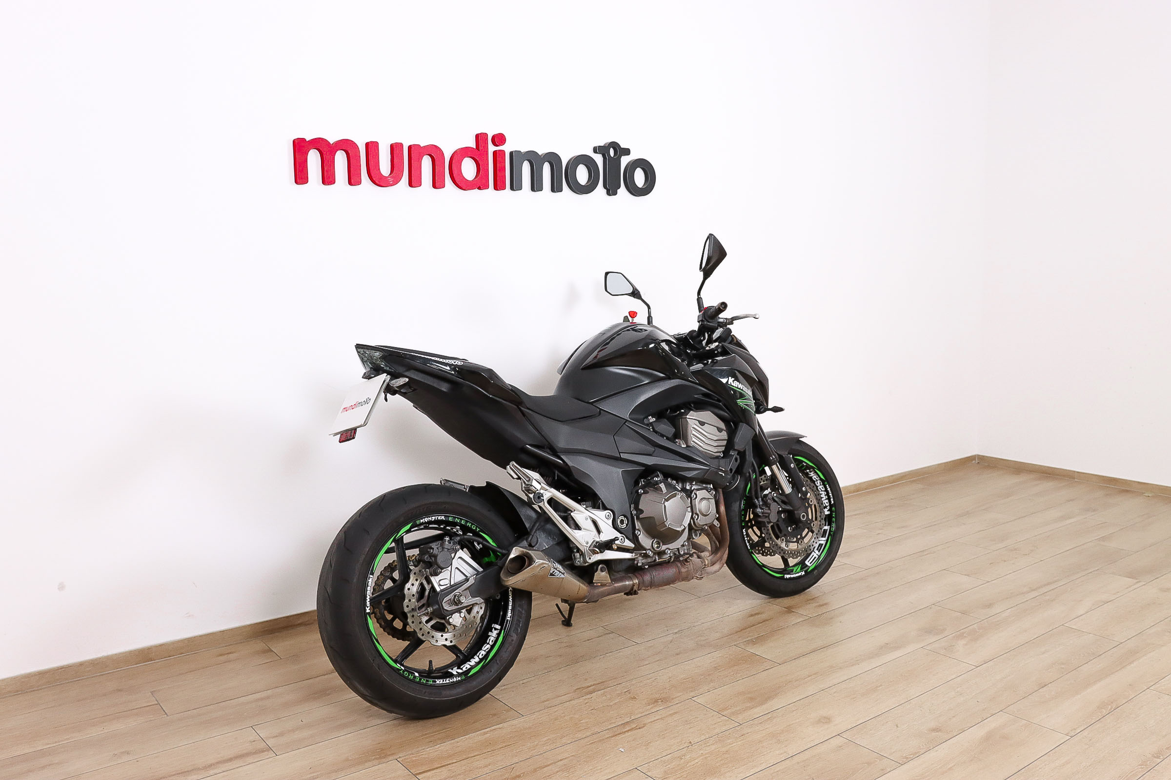 KAWASAKI Z 800eKAWASAKI2 KAWASAKI Z 800eKAWASAKI2