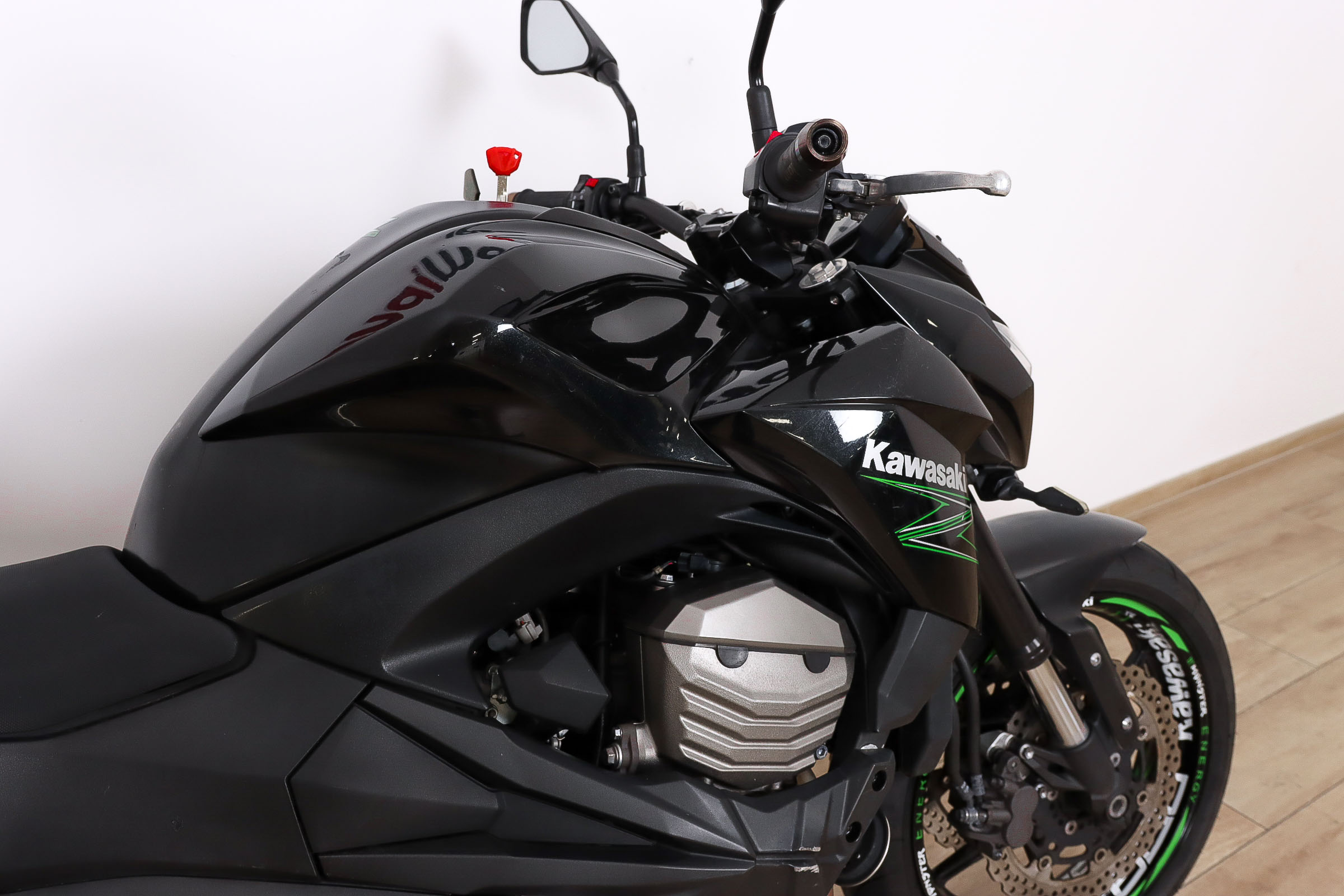 KAWASAKI Z 800eKAWASAKI6 KAWASAKI Z 800eKAWASAKI6