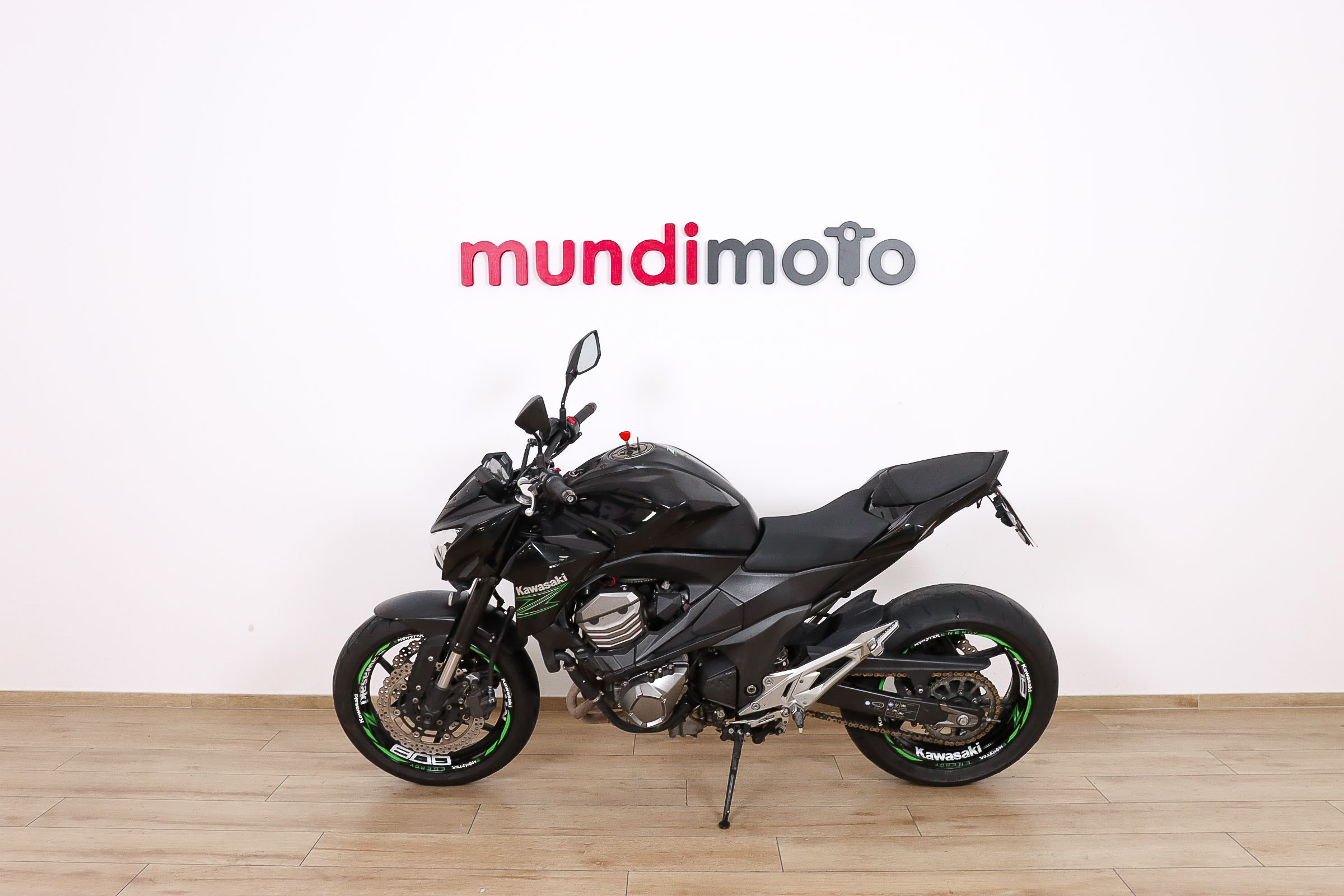 KAWASAKI Z 800eKAWASAKI7 KAWASAKI Z 800eKAWASAKI7