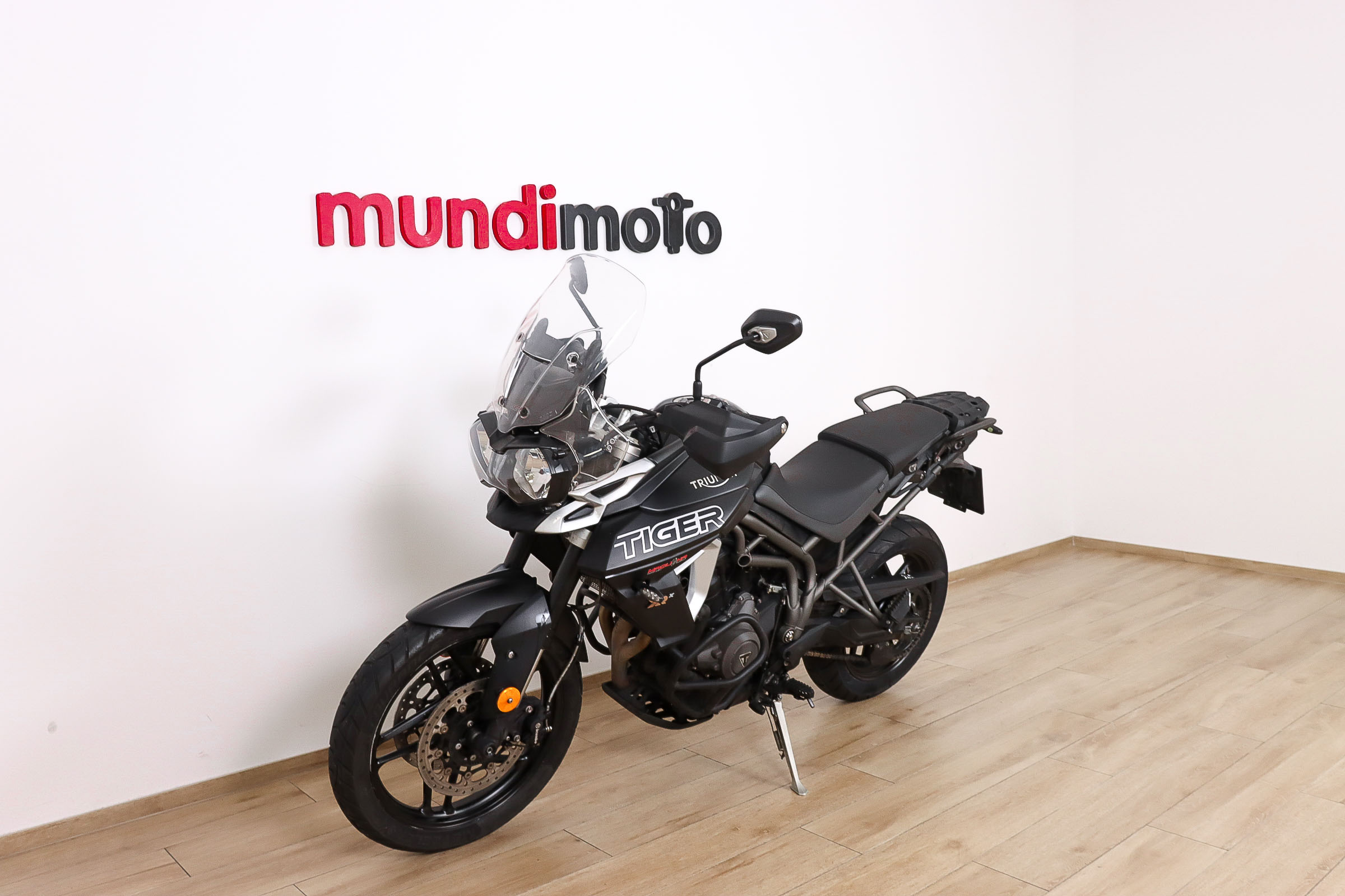 TRIUMPH TIGER 800 XRTRIUMPH8 TRIUMPH TIGER 800 XRTRIUMPH8