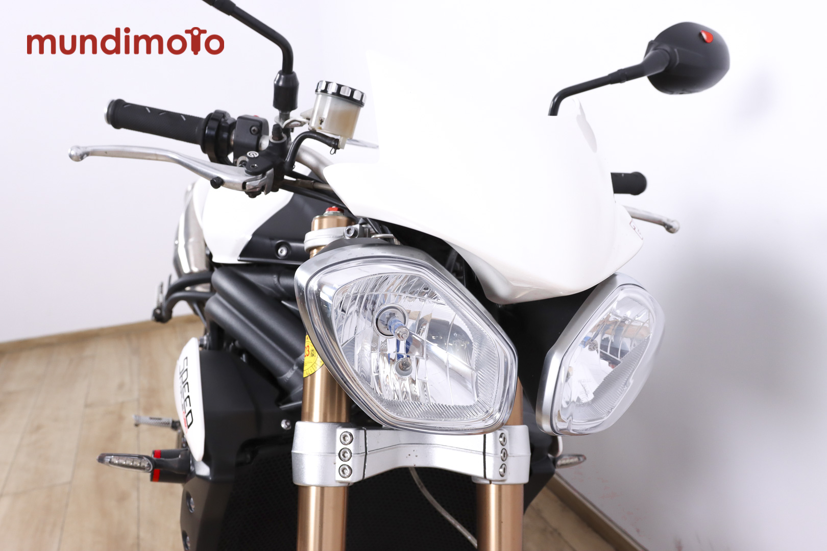 TRIUMPH SPEED TRIPLETRIUMPH3 TRIUMPH SPEED TRIPLETRIUMPH3