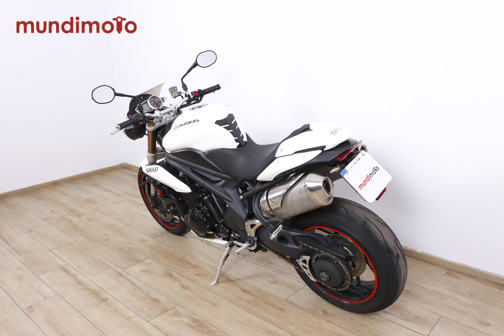 TRIUMPH SPEED TRIPLETRIUMPH6 TRIUMPH SPEED TRIPLETRIUMPH6
