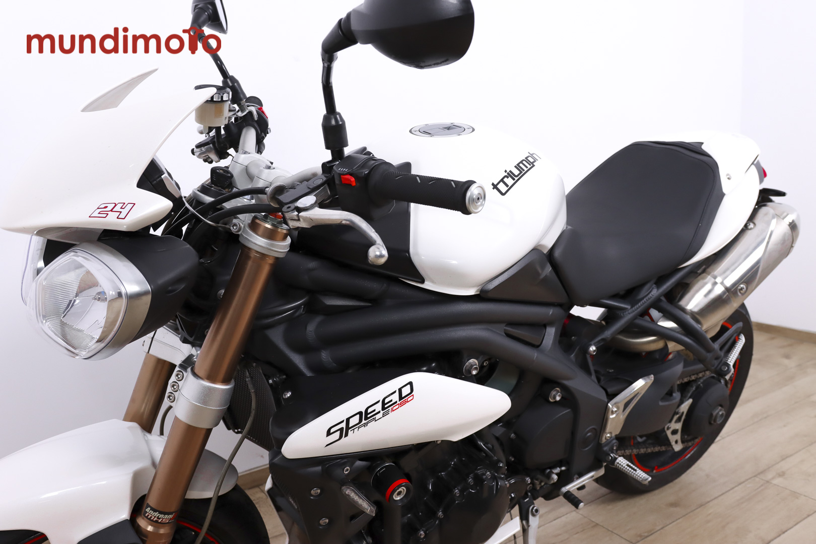 TRIUMPH SPEED TRIPLETRIUMPH11 TRIUMPH SPEED TRIPLETRIUMPH11