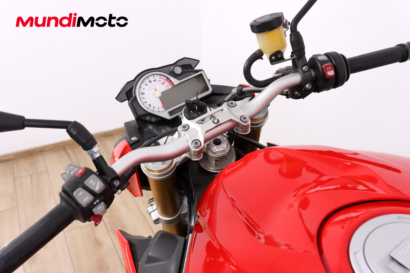 BMW S 1000 RBMW10 BMW S 1000 RBMW10