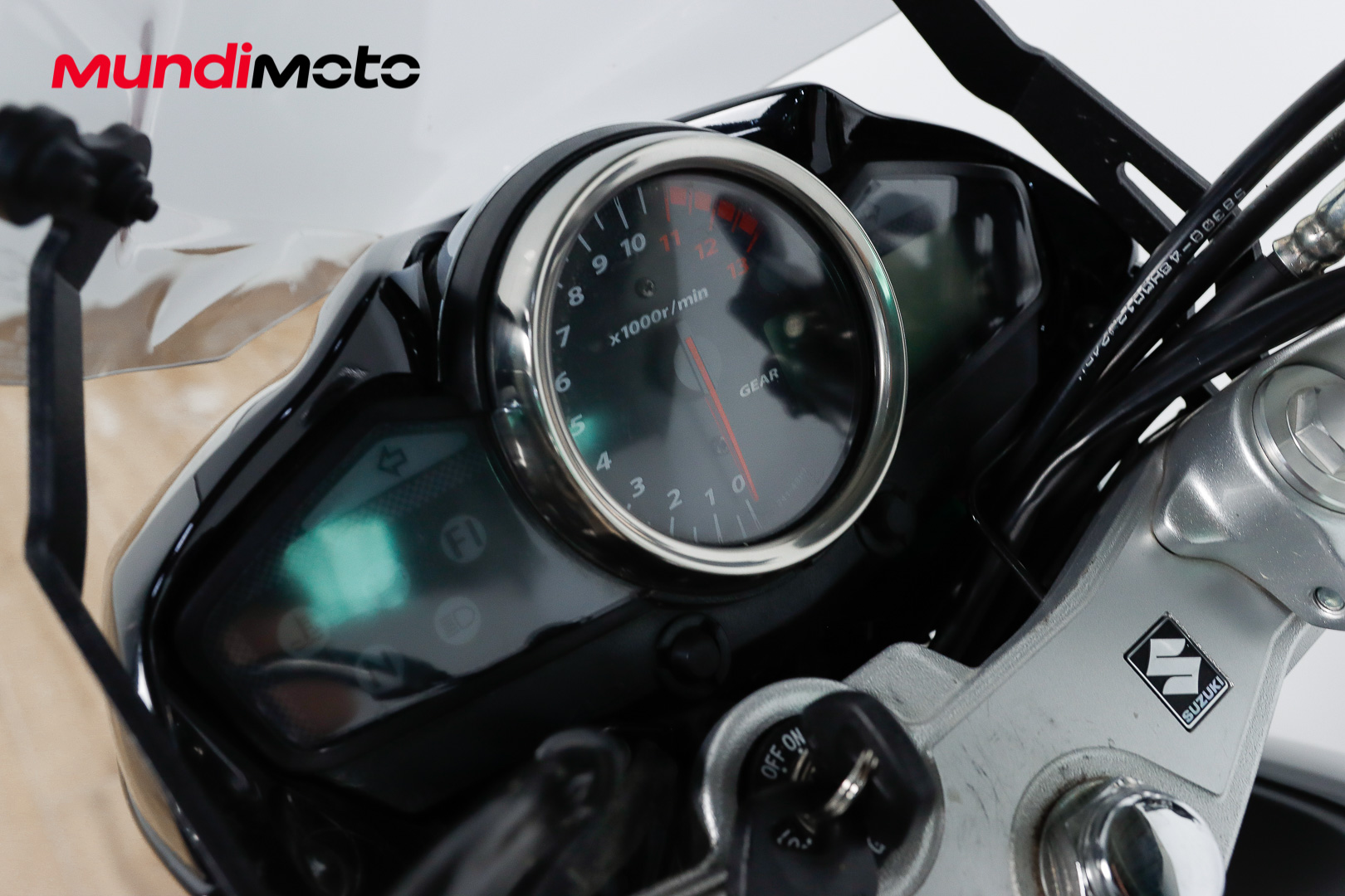 SUZUKI Inazuma 250SUZUKI11 SUZUKI Inazuma 250SUZUKI11