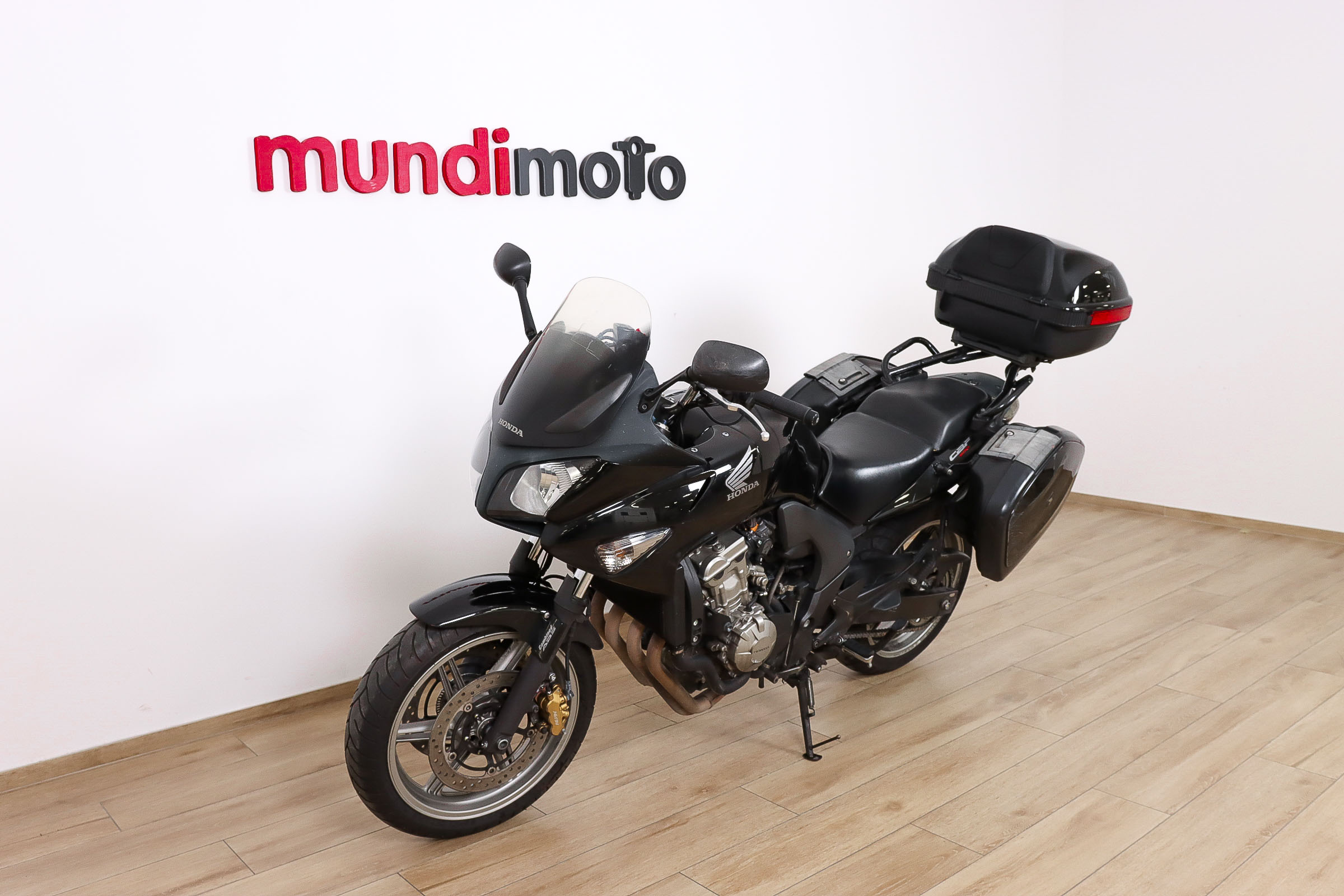 HONDA CBF 600 SAHONDA8 HONDA CBF 600 SAHONDA8
