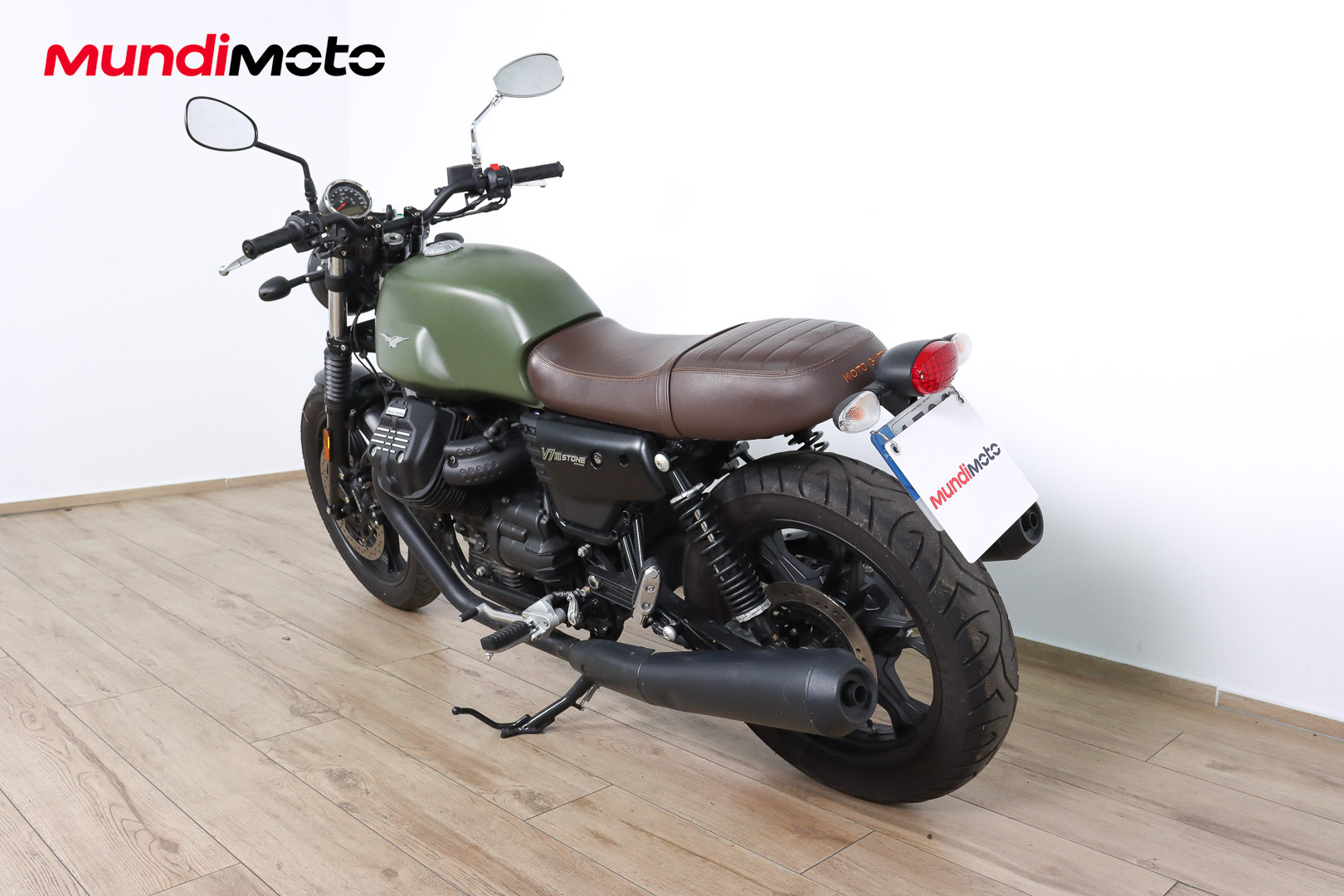 MOTO GUZZI V7 III StoneMOTO GUZZI8 MOTO GUZZI V7 III StoneMOTO GUZZI8