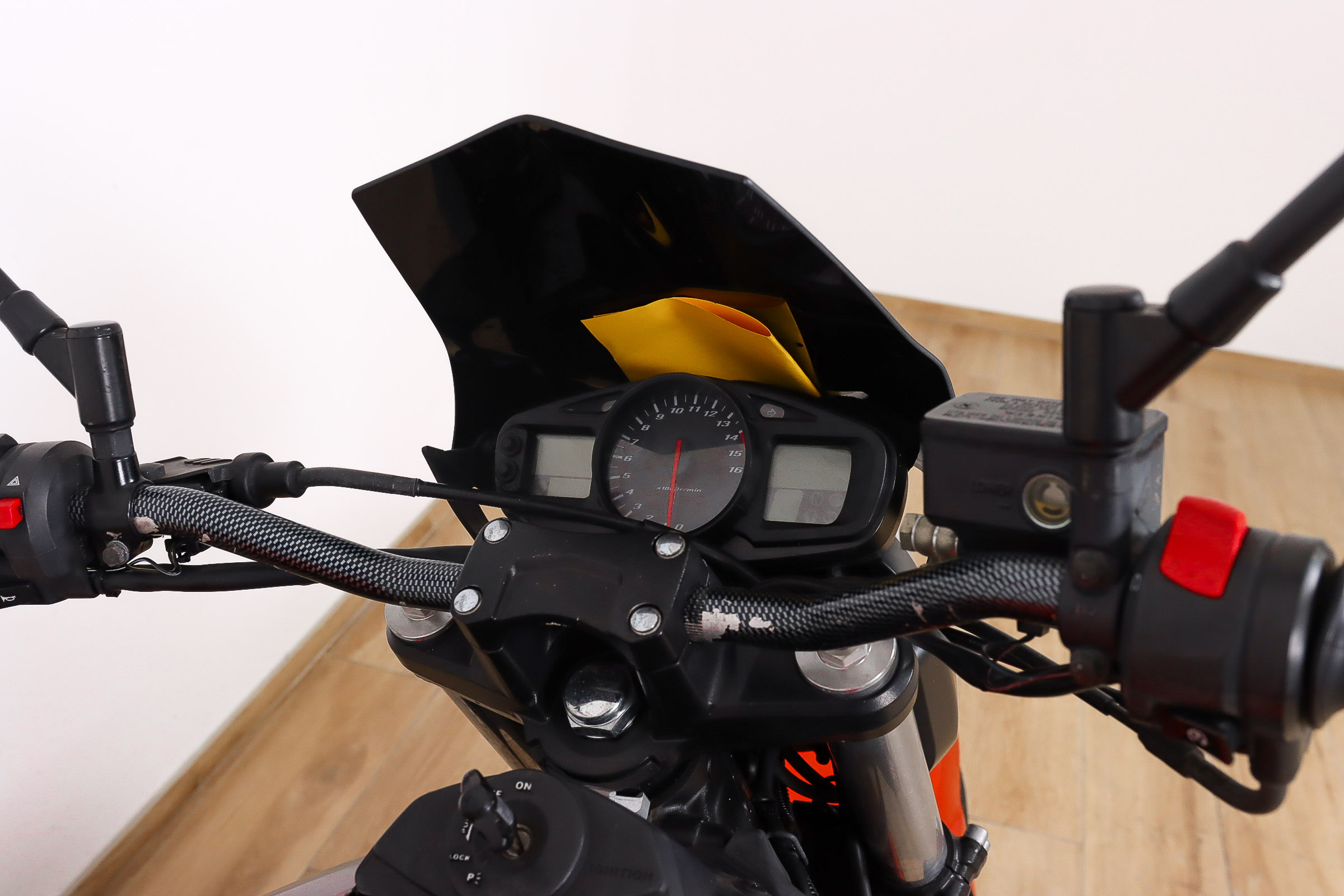 SUZUKI GSR 600SUZUKI7 SUZUKI GSR 600SUZUKI7