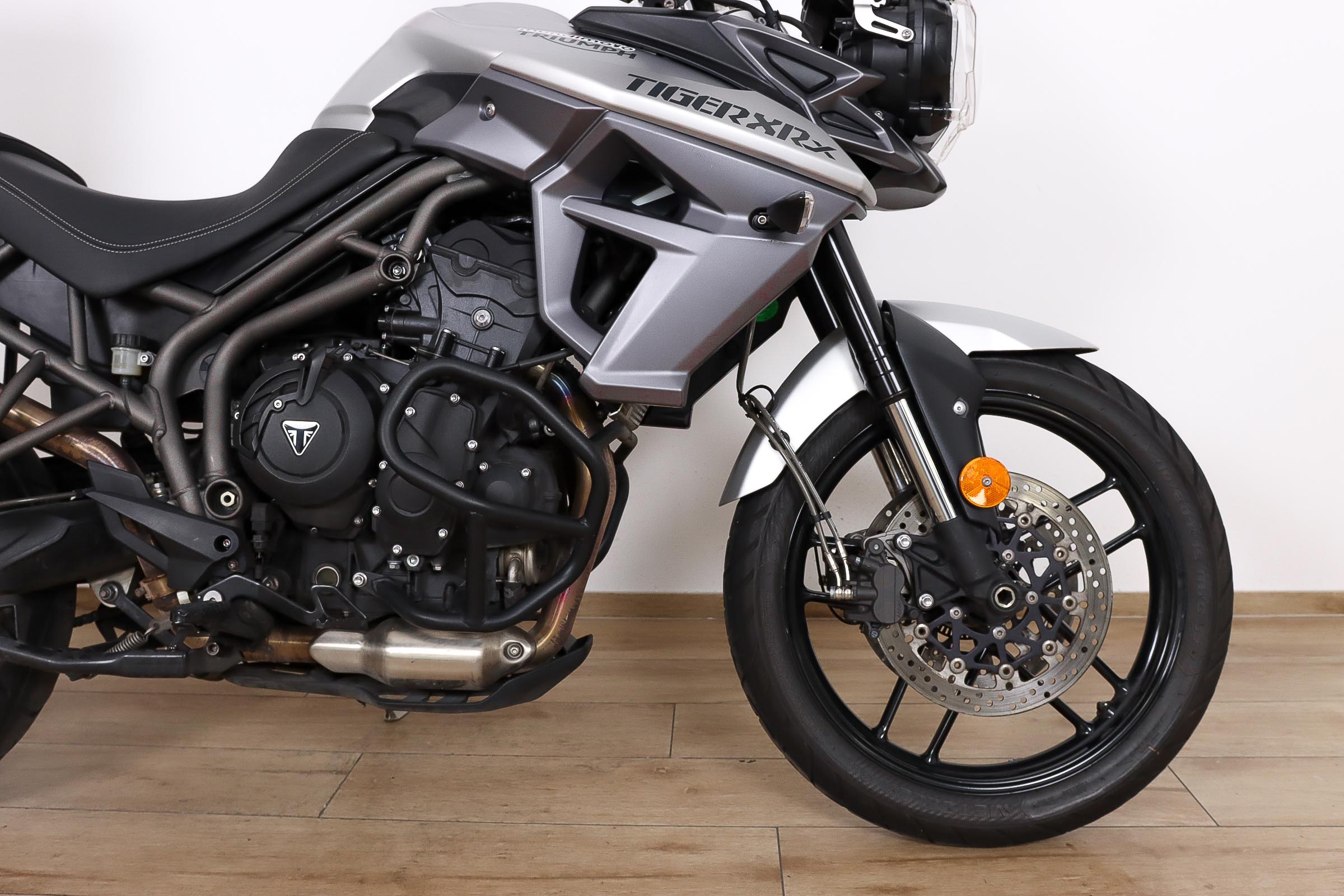 TRIUMPH TIGER 800 XRTRIUMPH4 TRIUMPH TIGER 800 XRTRIUMPH4