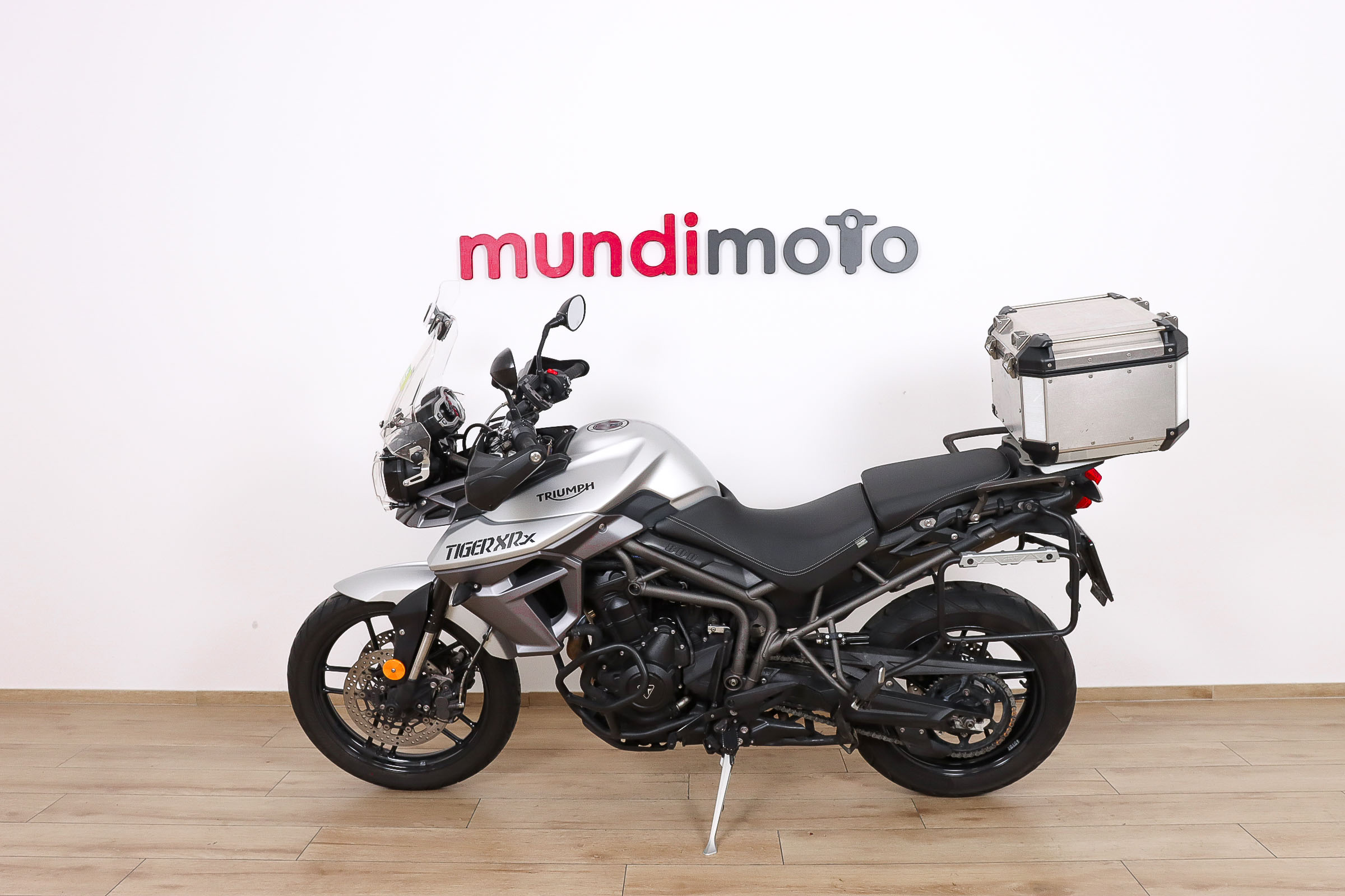 TRIUMPH TIGER 800 XRTRIUMPH7 TRIUMPH TIGER 800 XRTRIUMPH7