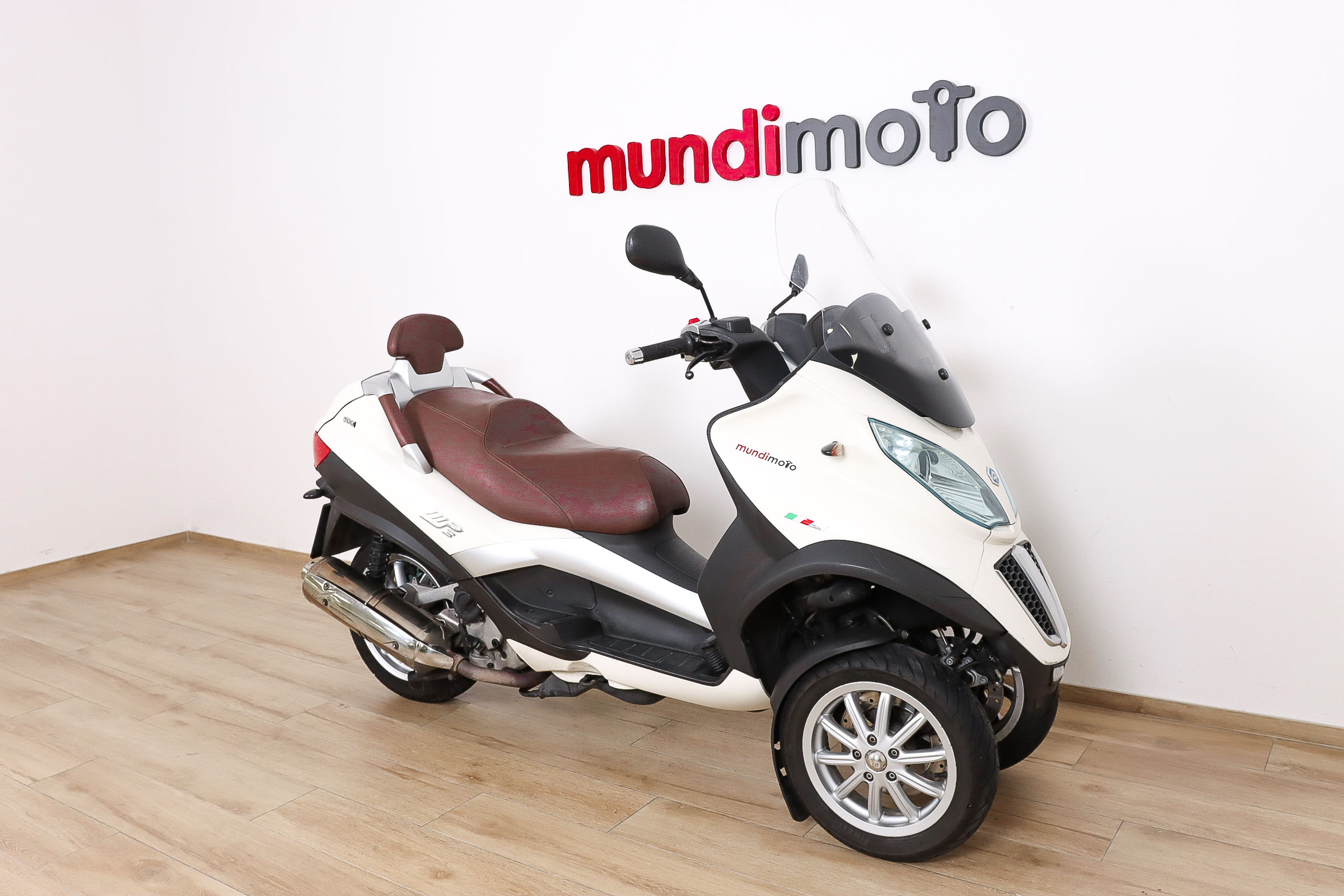 PIAGGIO MP3 LT 500 BusinessPIAGGIO2 PIAGGIO MP3 LT 500 BusinessPIAGGIO2