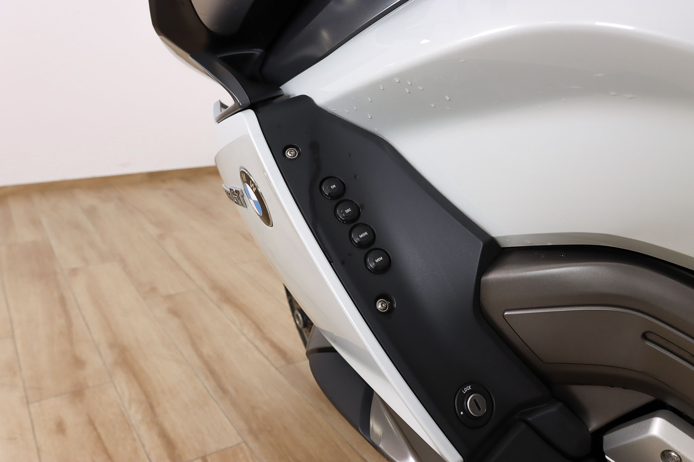 BMW K 1600 GTBMW15 BMW K 1600 GTBMW15
