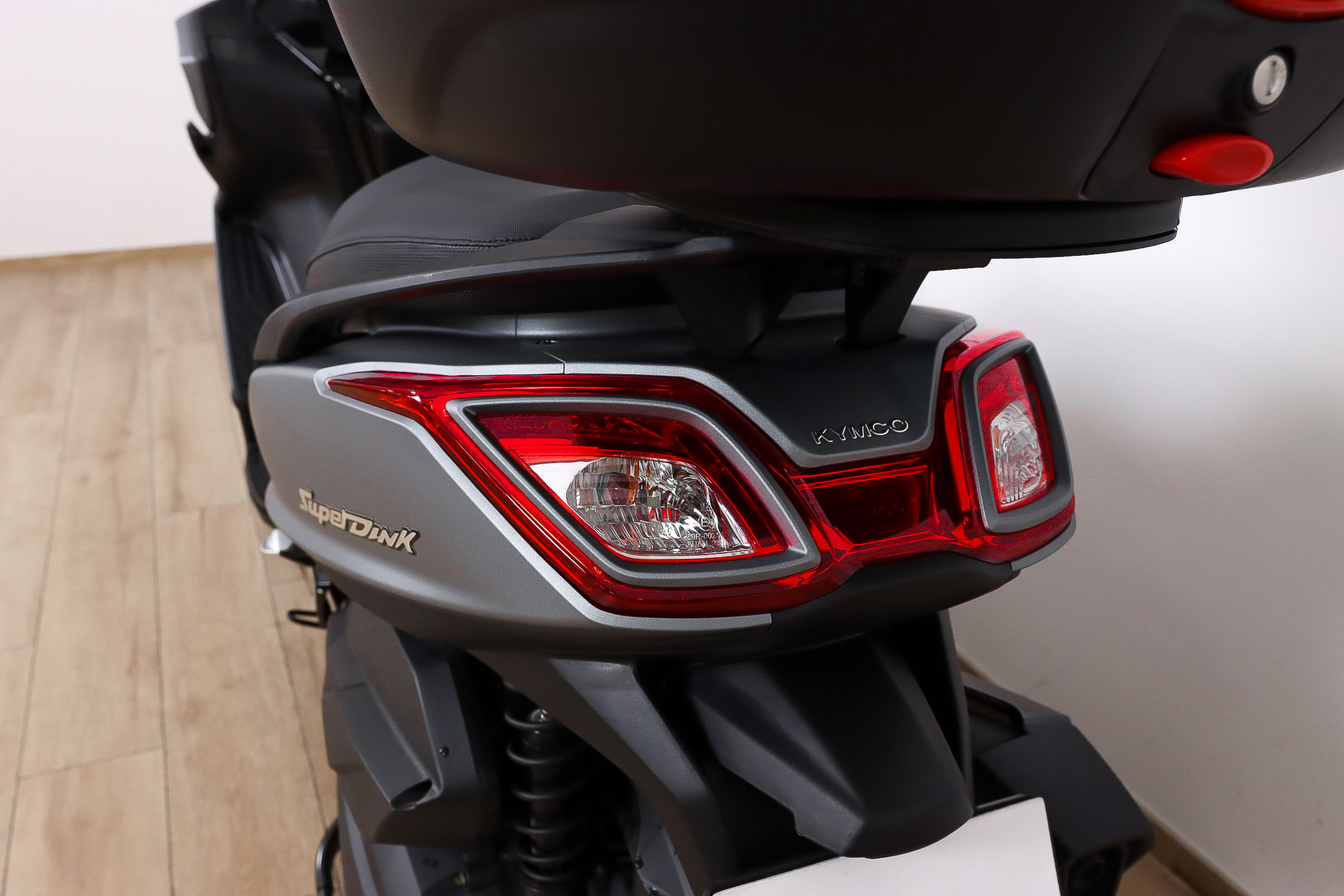 KYMCO Super Dink 350iKYMCO9 KYMCO Super Dink 350iKYMCO9