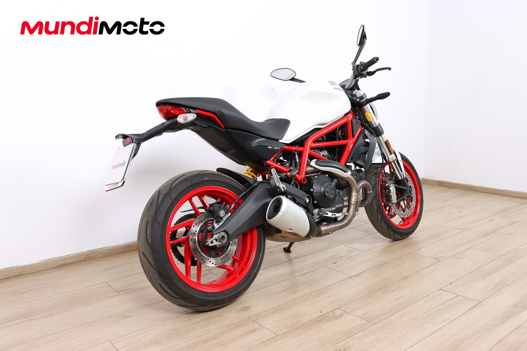 DUCATI Monster 797DUCATI2 DUCATI Monster 797DUCATI2