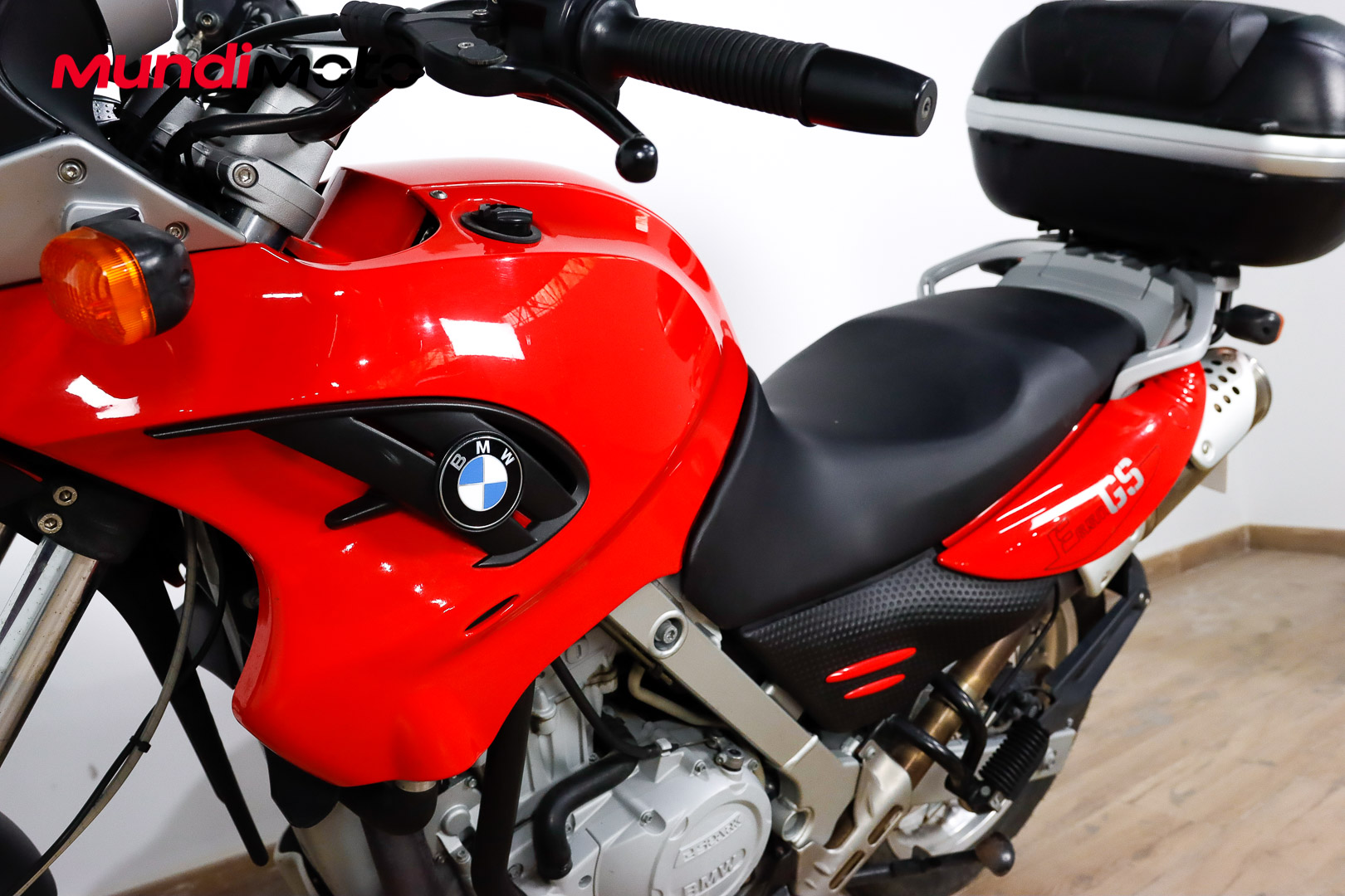 BMW F 650 GSBMW8 BMW F 650 GSBMW8