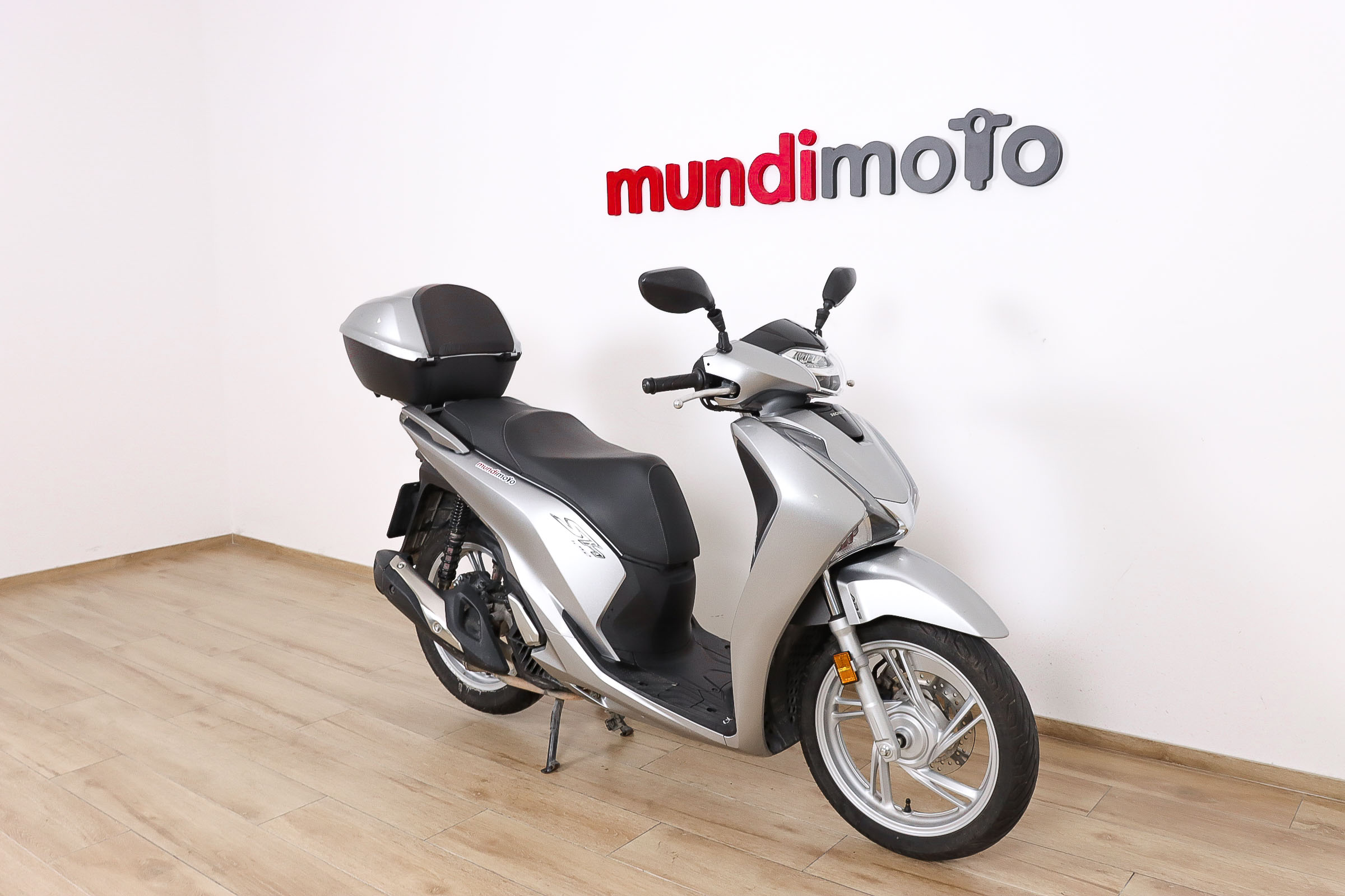 HONDA SH125i SH125iHONDA1 HONDA SH125i SH125iHONDA1