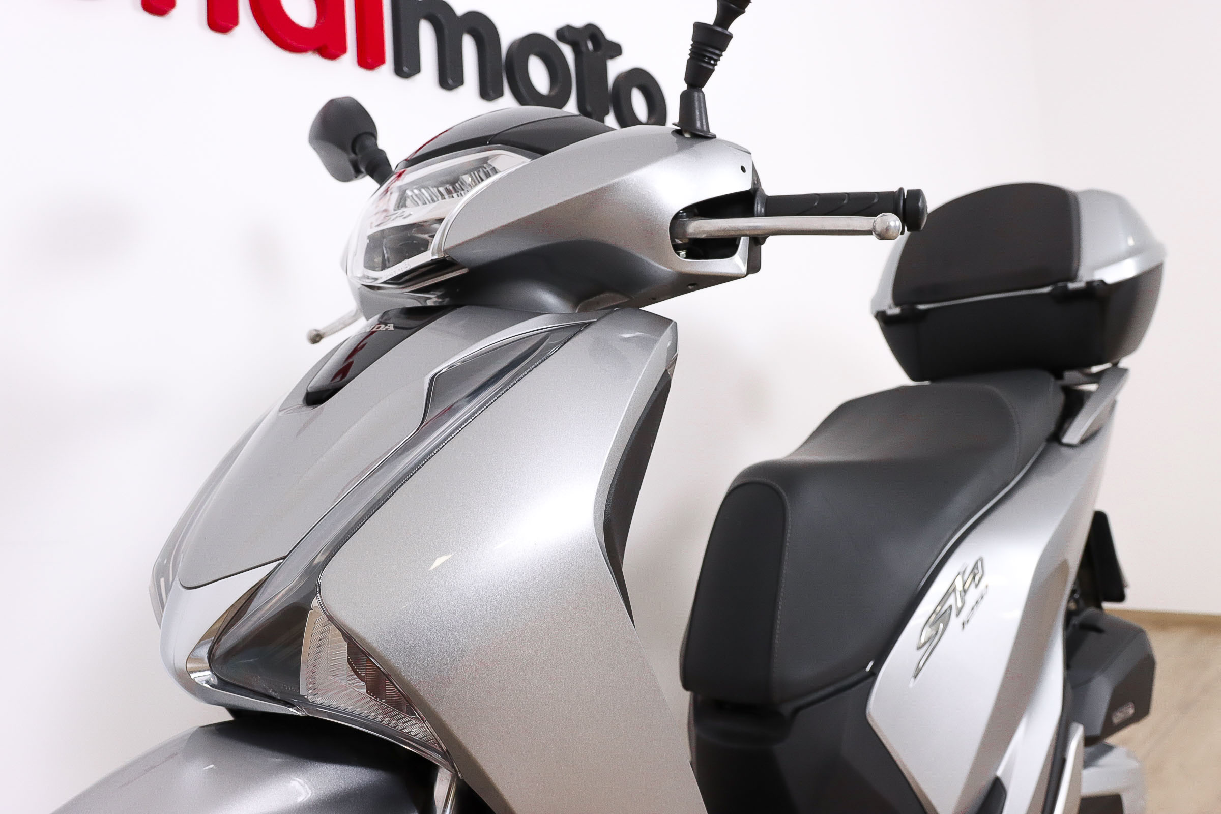 HONDA SH125i SH125iHONDA11 HONDA SH125i SH125iHONDA11