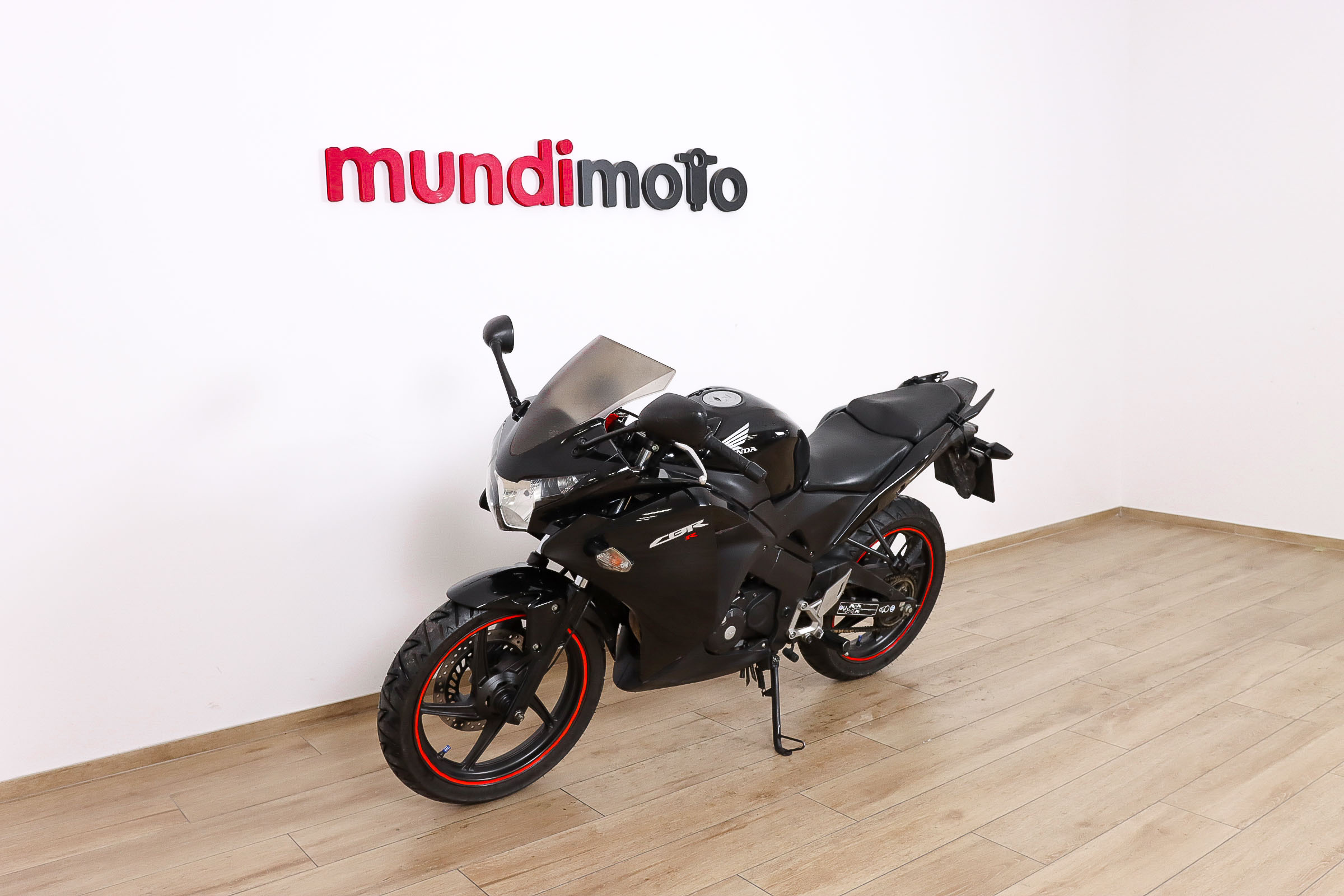 HONDA CBR 125RHONDA9 HONDA CBR 125RHONDA9