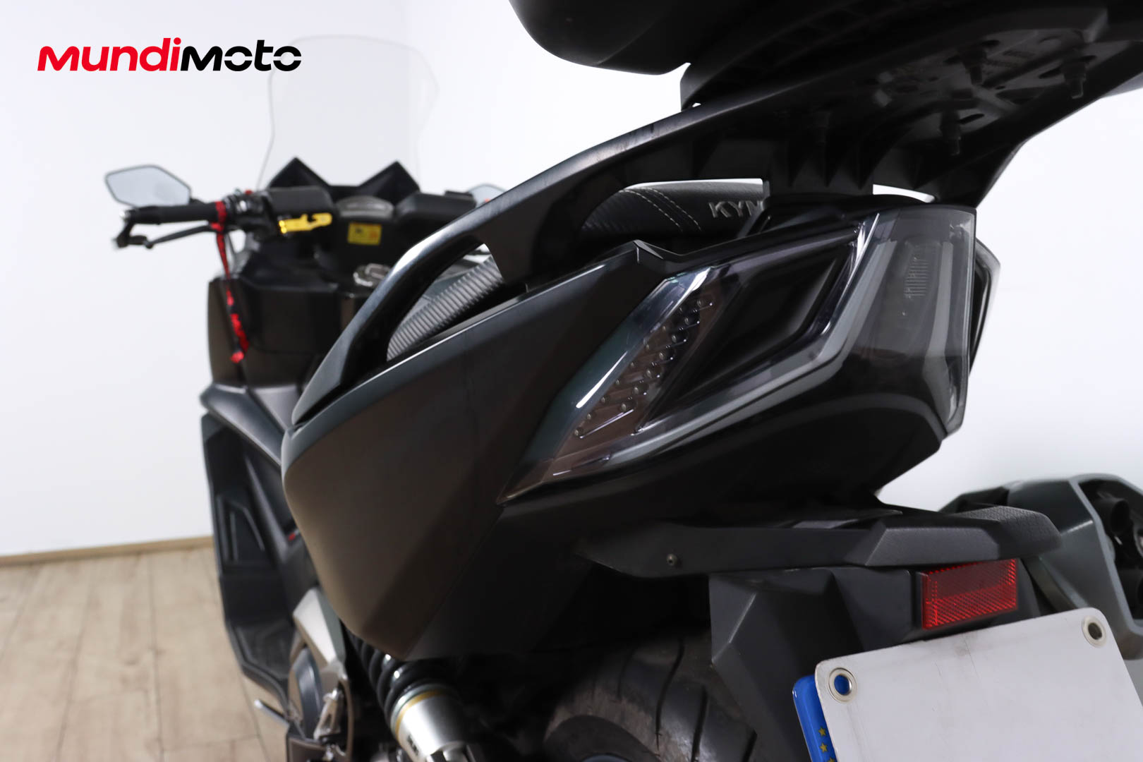 KYMCO AK 550KYMCO11 KYMCO AK 550KYMCO11