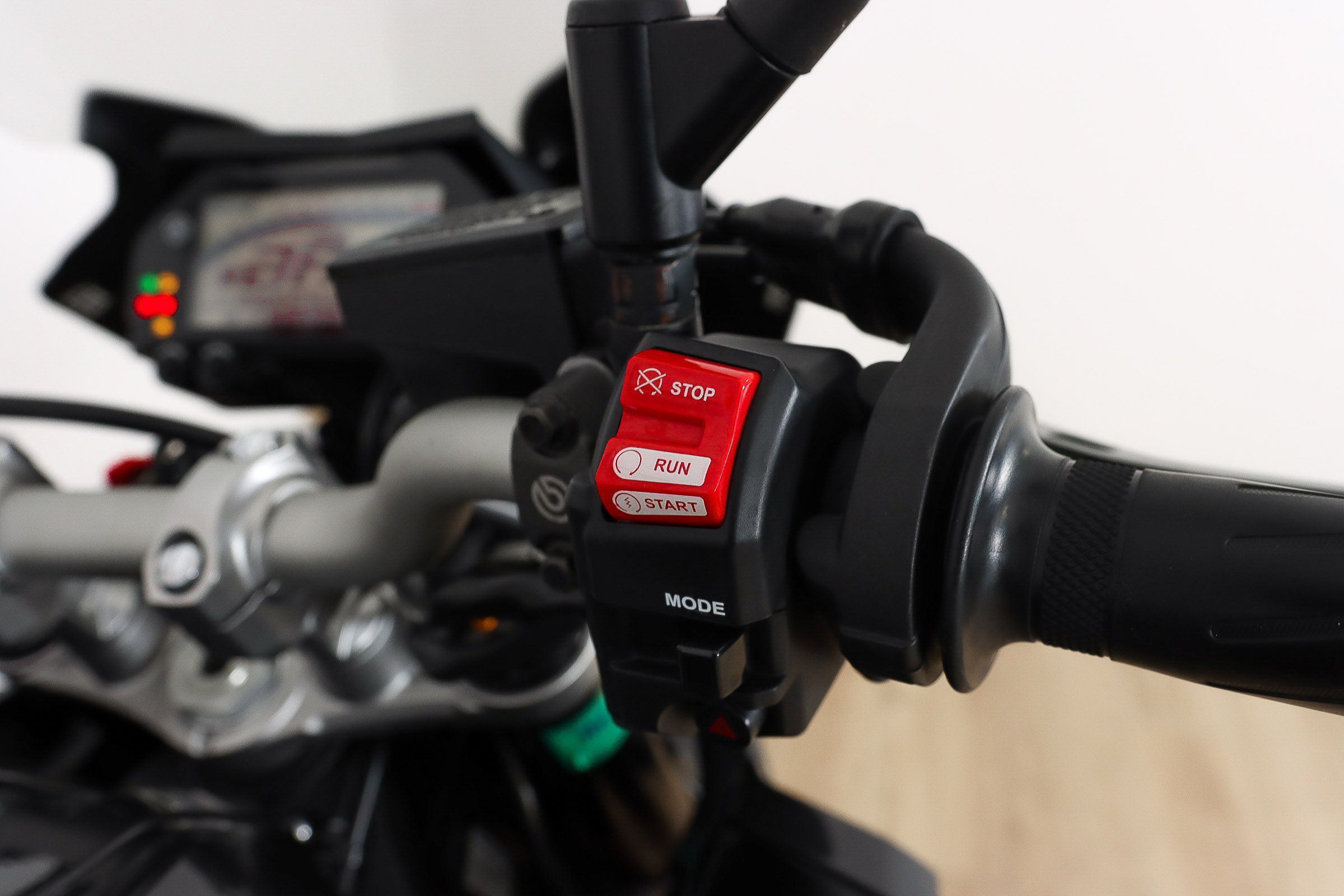 YAMAHA MT10YAMAHA5 YAMAHA MT10YAMAHA5