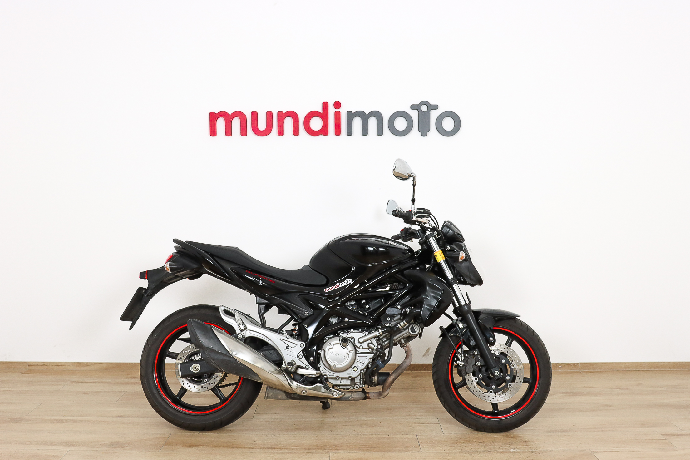 SUZUKI Gladius 650SUZUKI1 SUZUKI Gladius 650SUZUKI1