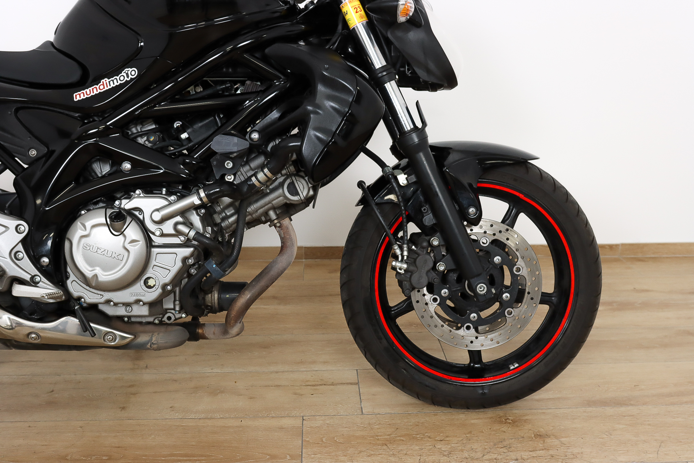 SUZUKI Gladius 650SUZUKI4 SUZUKI Gladius 650SUZUKI4