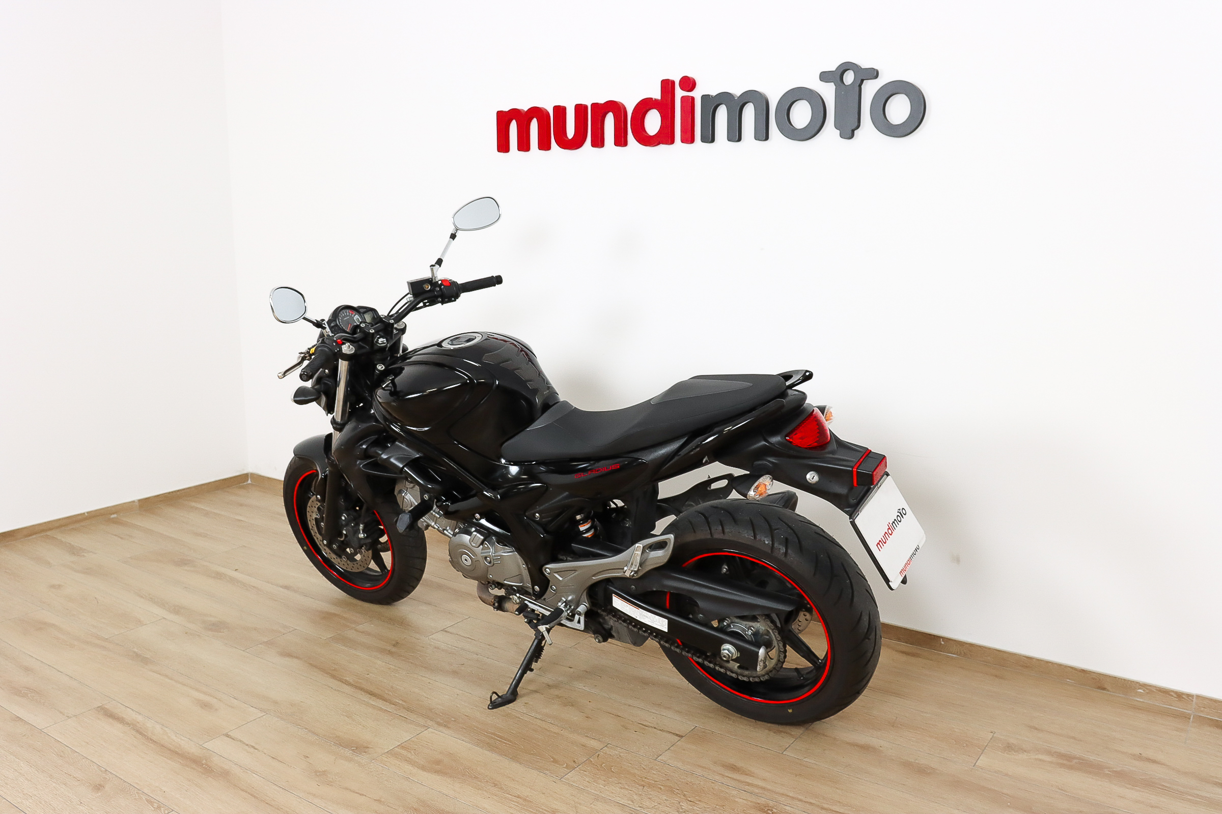 SUZUKI Gladius 650SUZUKI10 SUZUKI Gladius 650SUZUKI10
