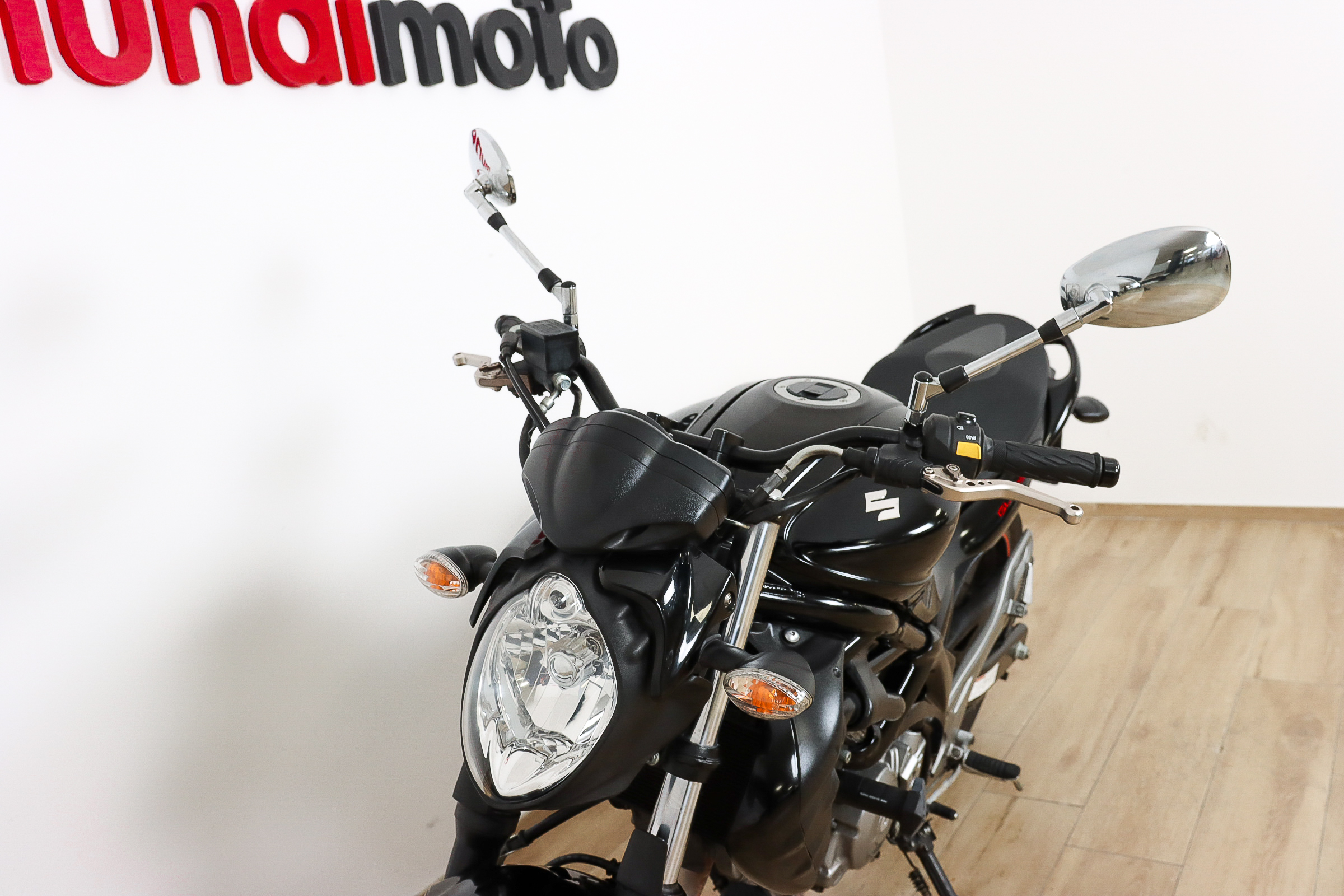 SUZUKI Gladius 650SUZUKI12 SUZUKI Gladius 650SUZUKI12