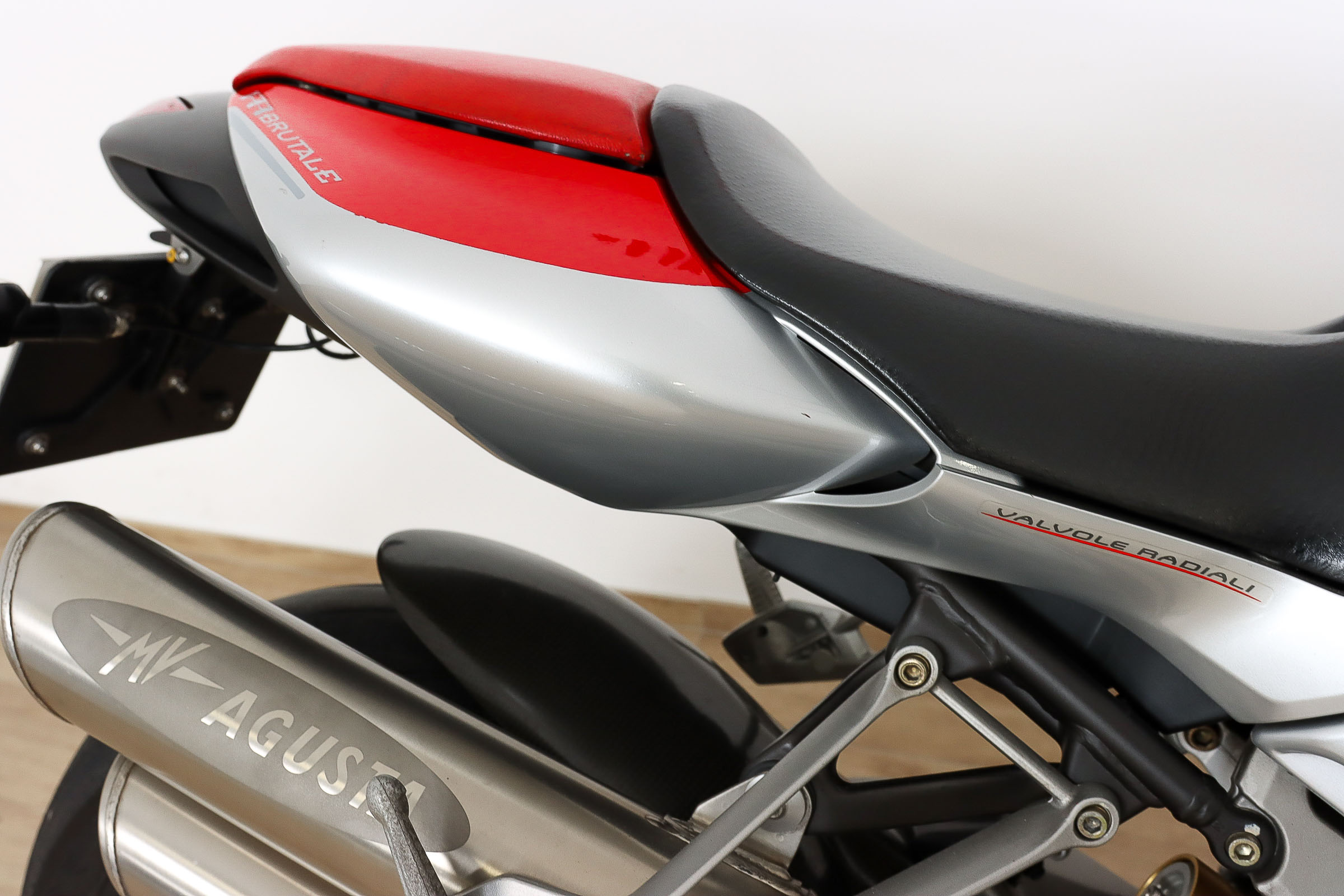 MV AGUSTA BRUTALE 1078MV AGUSTA7 MV AGUSTA BRUTALE 1078MV AGUSTA7