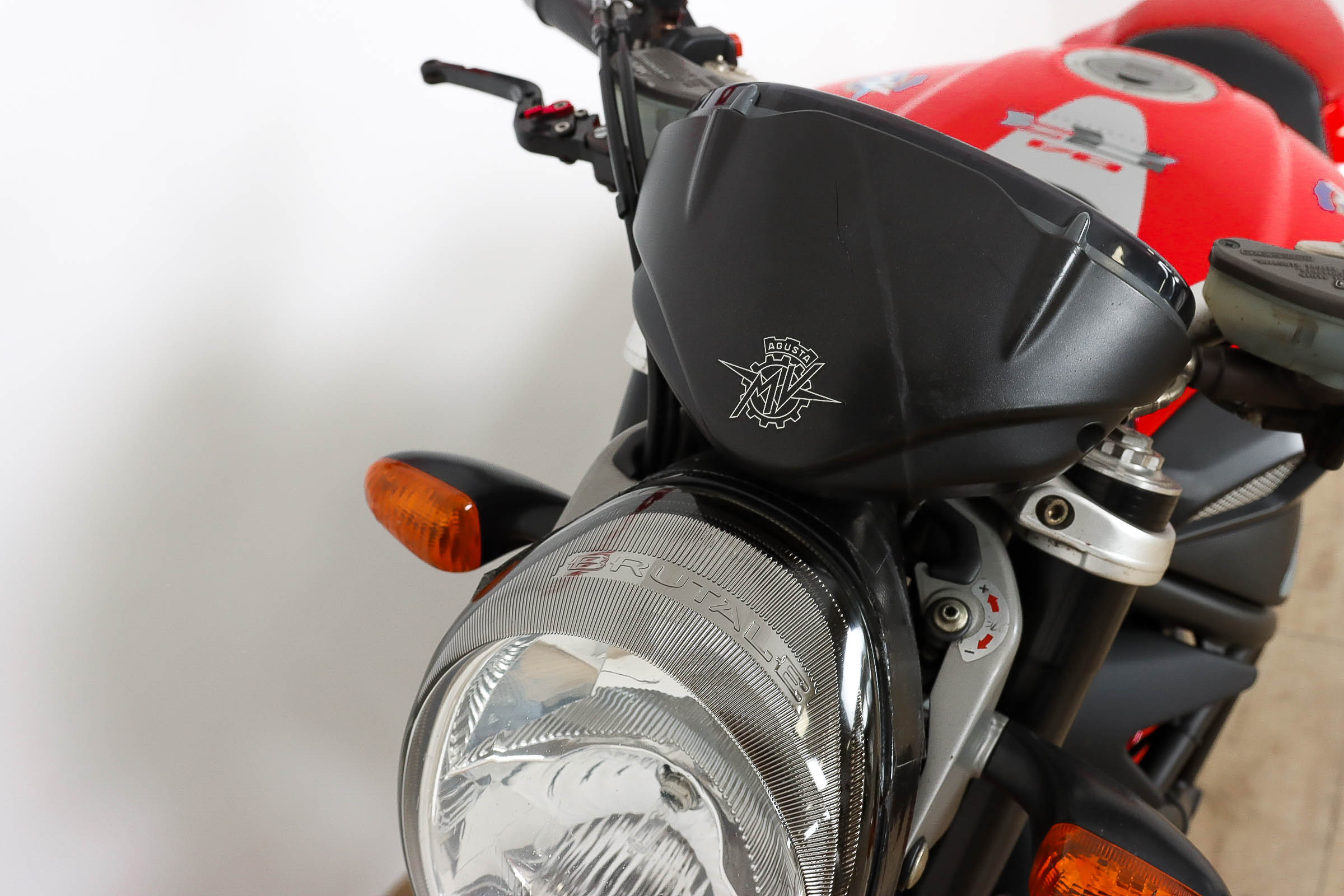 MV AGUSTA BRUTALE 1078MV AGUSTA12 MV AGUSTA BRUTALE 1078MV AGUSTA12