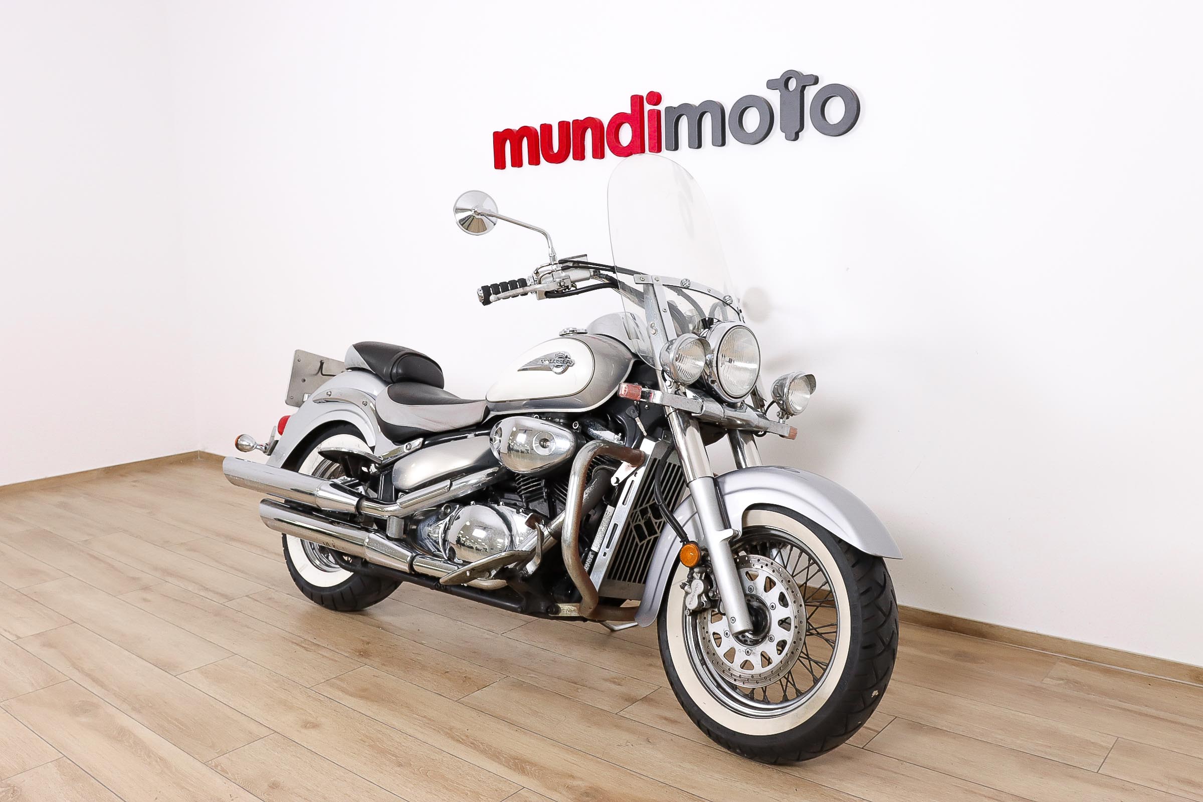SUZUKI VL 800 Intruder VolusiaSUZUKI1 SUZUKI VL 800 Intruder VolusiaSUZUKI1