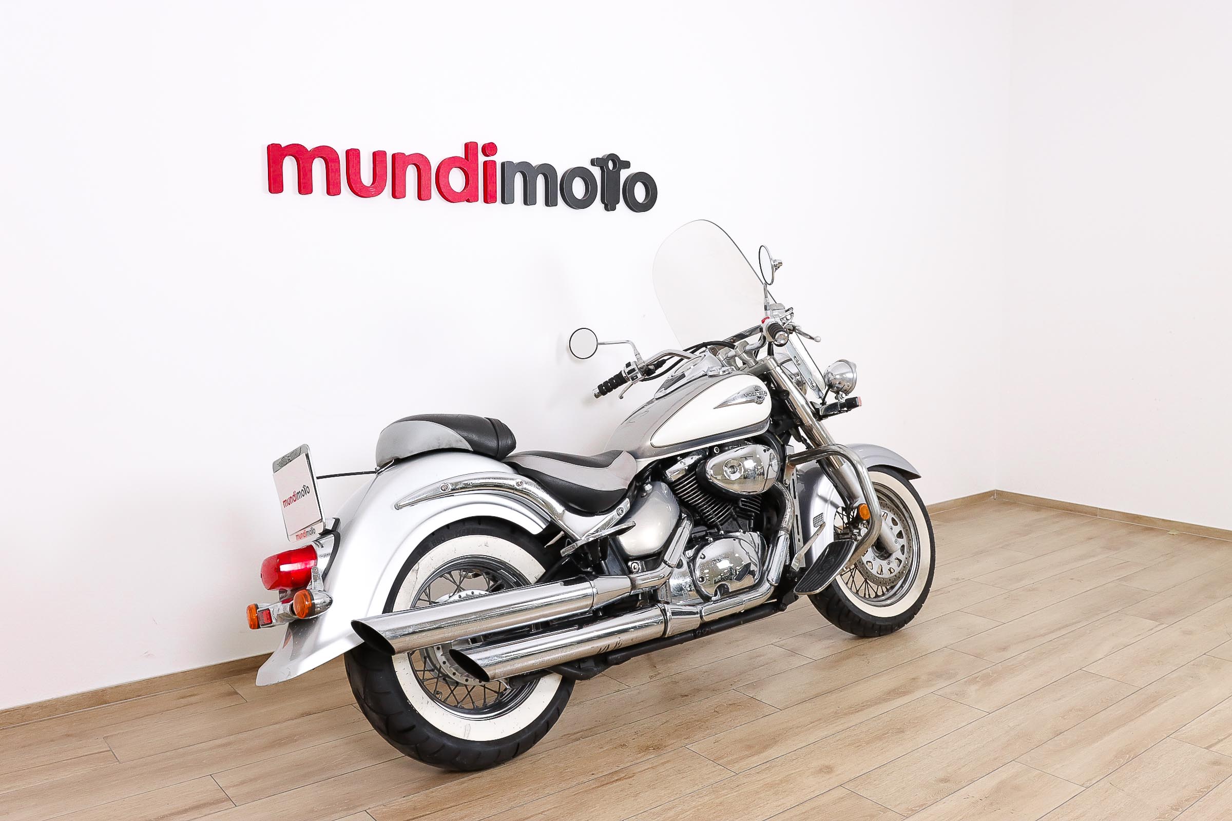 SUZUKI VL 800 Intruder VolusiaSUZUKI2 SUZUKI VL 800 Intruder VolusiaSUZUKI2