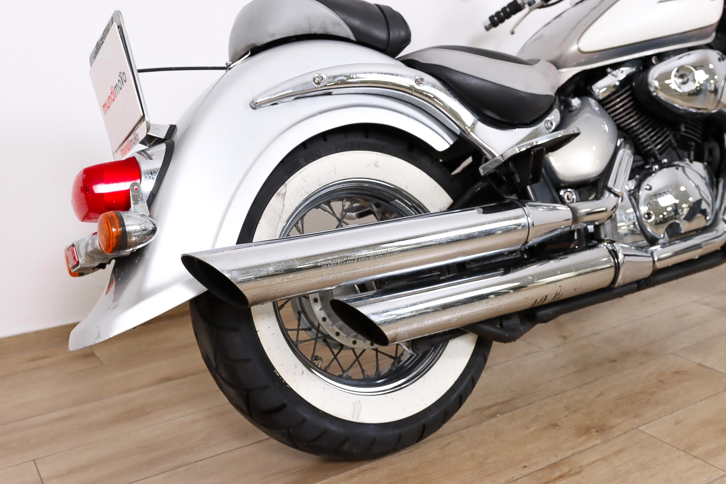 SUZUKI VL 800 Intruder VolusiaSUZUKI5 SUZUKI VL 800 Intruder VolusiaSUZUKI5