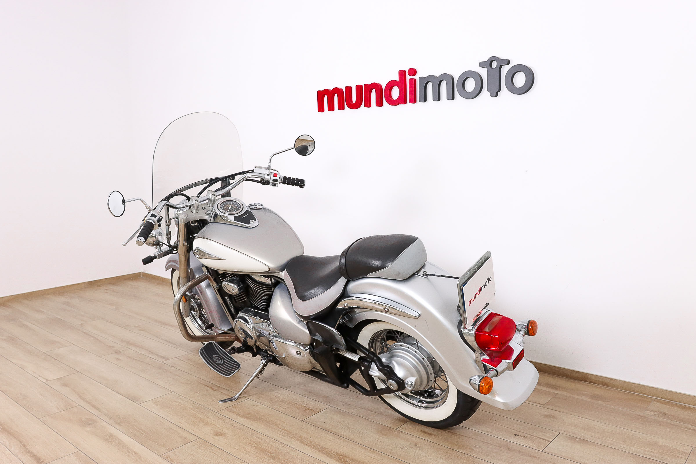 SUZUKI VL 800 Intruder VolusiaSUZUKI8 SUZUKI VL 800 Intruder VolusiaSUZUKI8