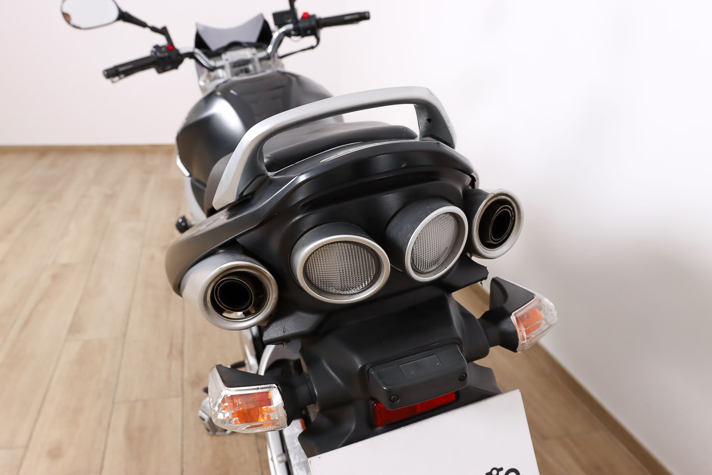 SUZUKI GSR 600 ABSSUZUKI10 SUZUKI GSR 600 ABSSUZUKI10