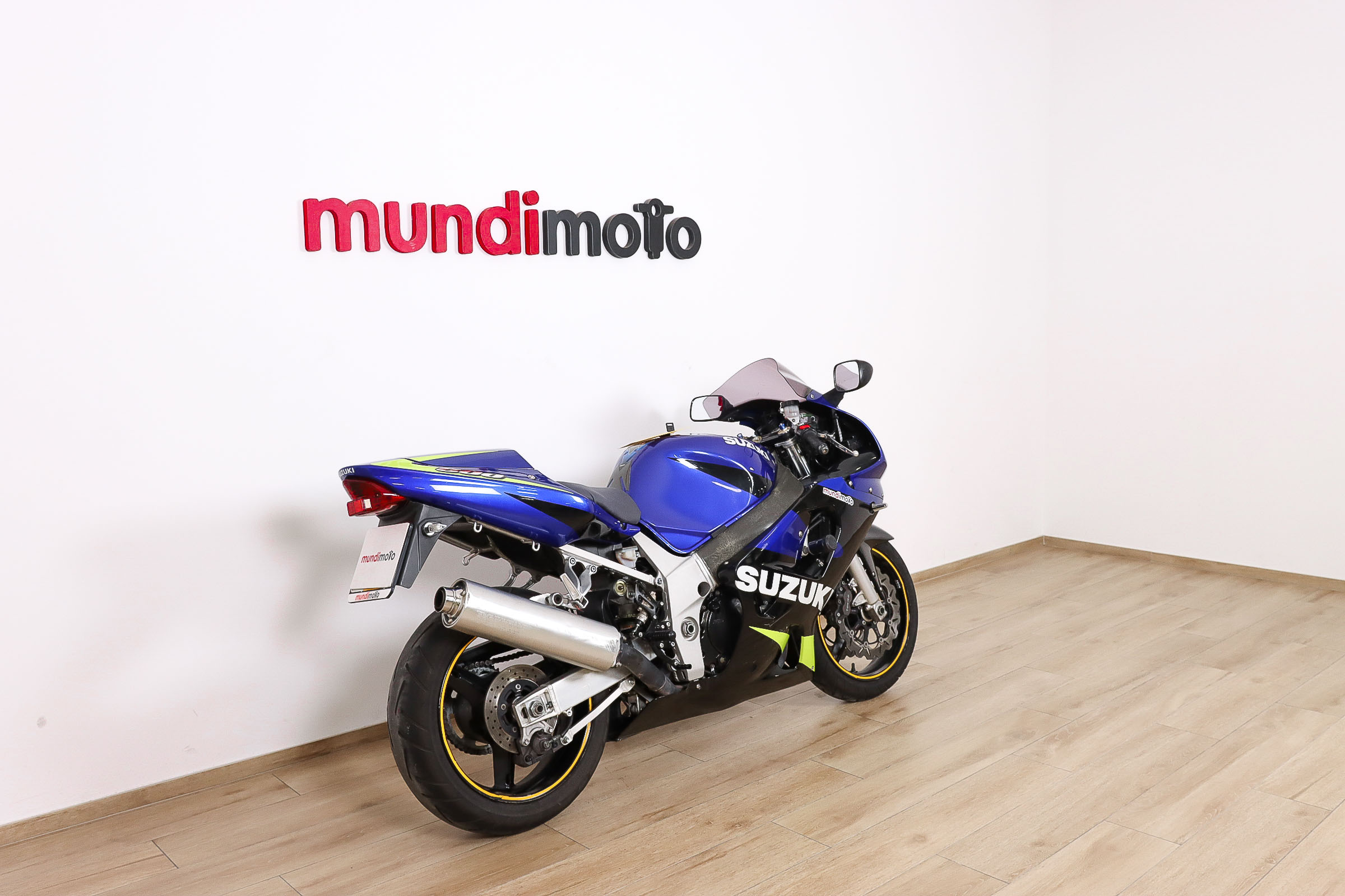 SUZUKI GSX R600SUZUKI2 SUZUKI GSX R600SUZUKI2