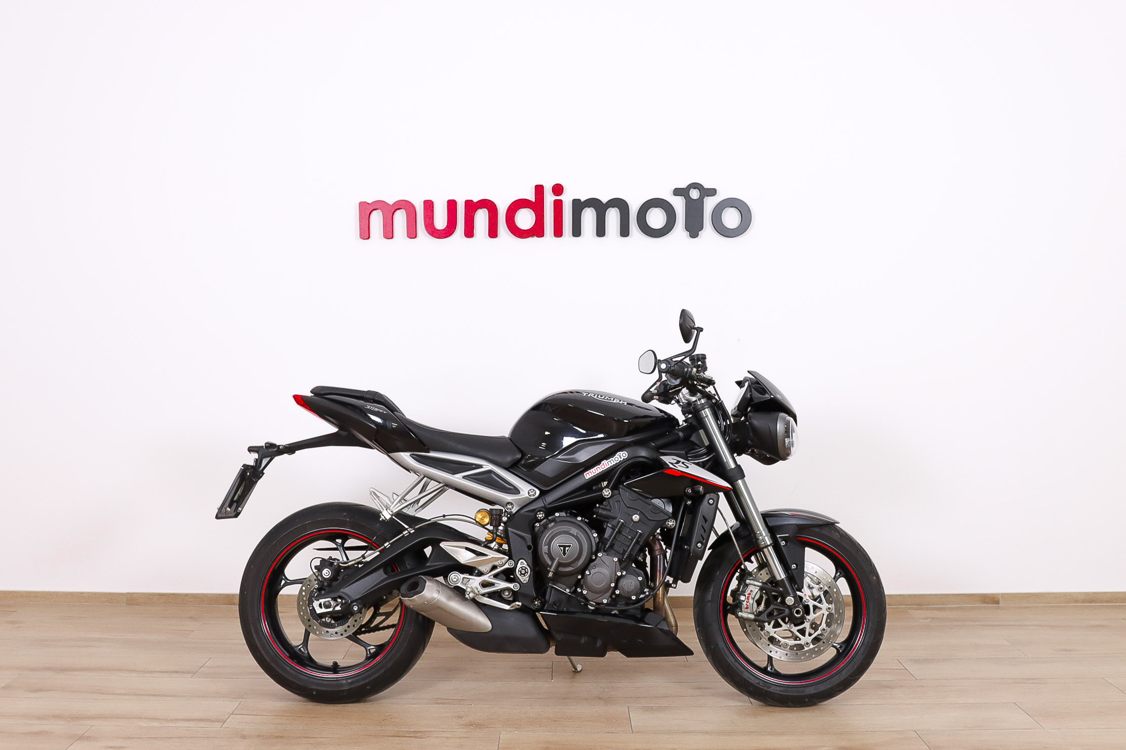 TRIUMPH STREET TRIPLE RS promoTRIUMPH1 TRIUMPH STREET TRIPLE RS promoTRIUMPH1