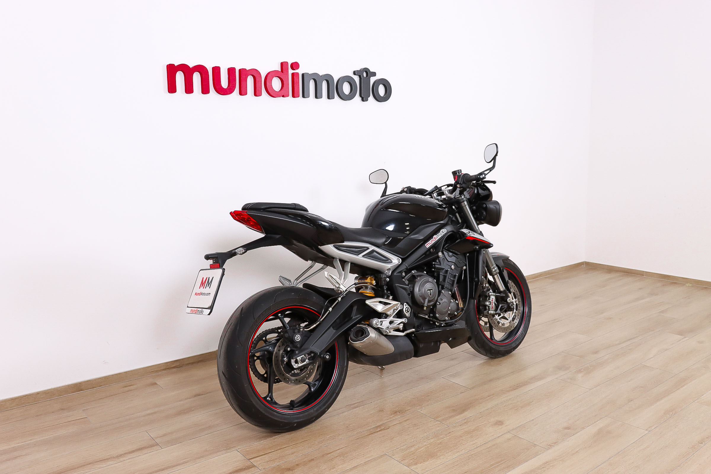 TRIUMPH STREET TRIPLE RS promoTRIUMPH3 TRIUMPH STREET TRIPLE RS promoTRIUMPH3