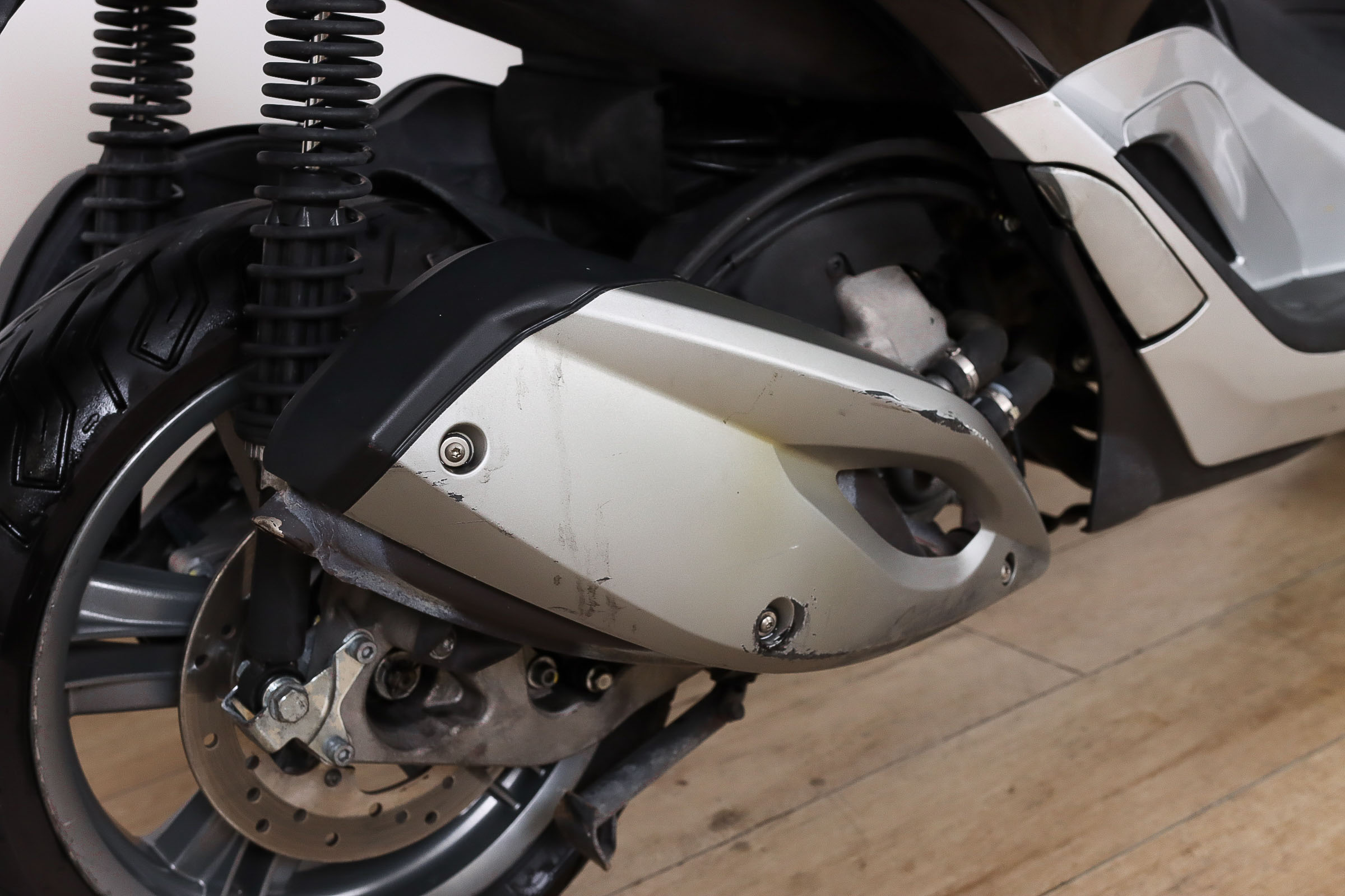 PIAGGIO MP3 300 YourbanPIAGGIO4 PIAGGIO MP3 300 YourbanPIAGGIO4