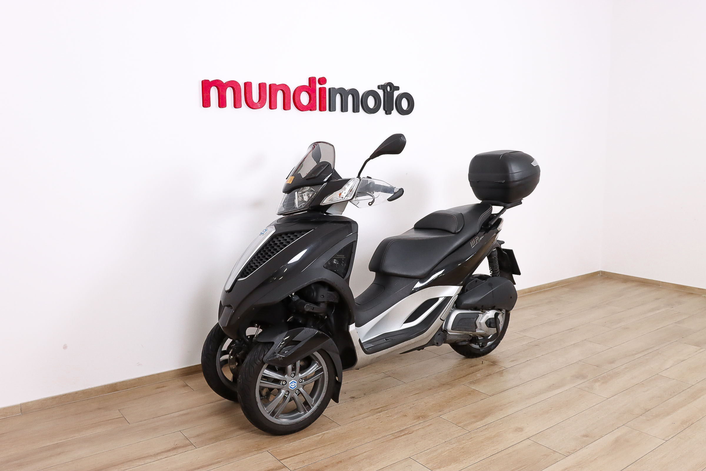 PIAGGIO MP3 300 YourbanPIAGGIO8 PIAGGIO MP3 300 YourbanPIAGGIO8