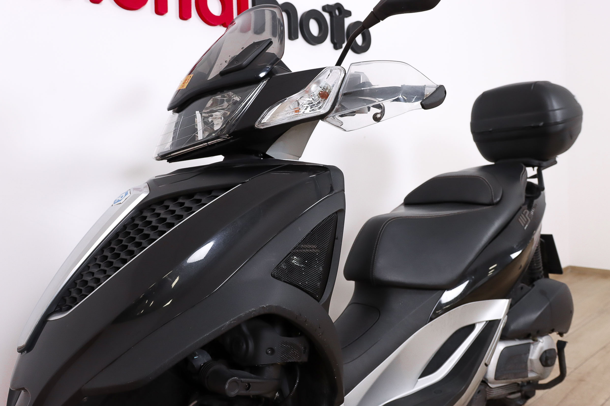 PIAGGIO MP3 300 YourbanPIAGGIO12 PIAGGIO MP3 300 YourbanPIAGGIO12