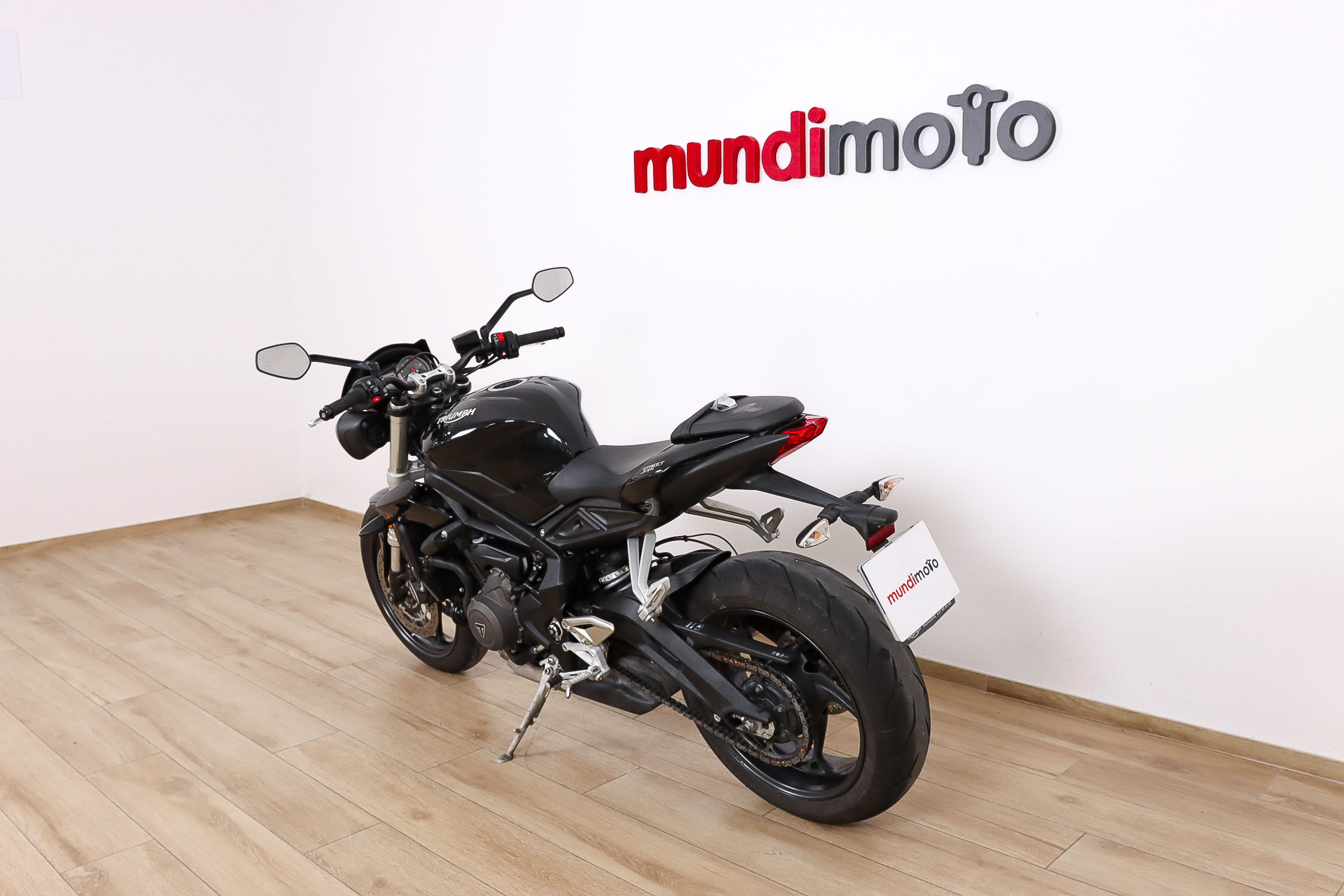 TRIUMPH STREET TRIPLE S 660TRIUMPH7 TRIUMPH STREET TRIPLE S 660TRIUMPH7