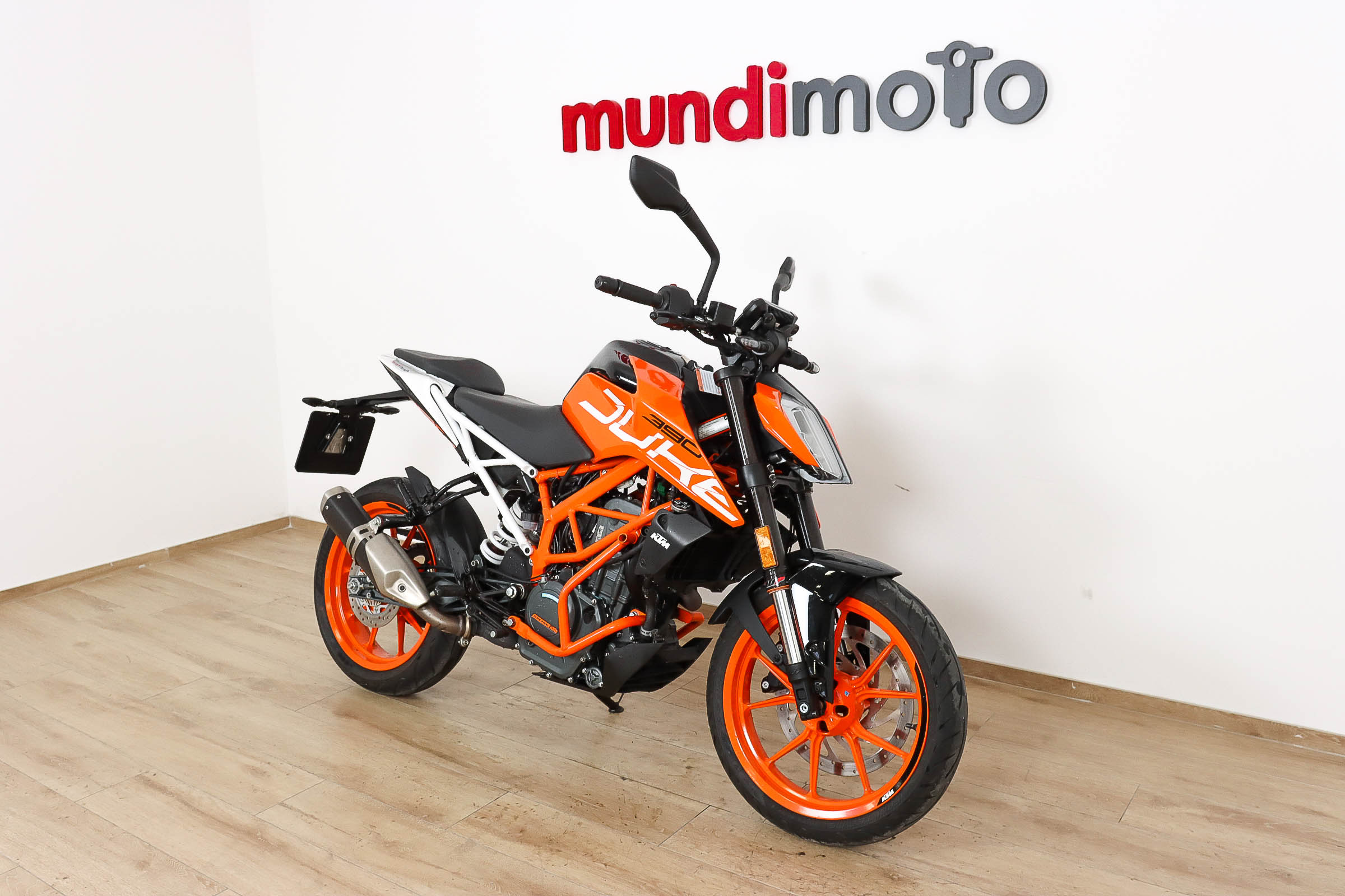 KTM 390 DukeKTM2 KTM 390 DukeKTM2