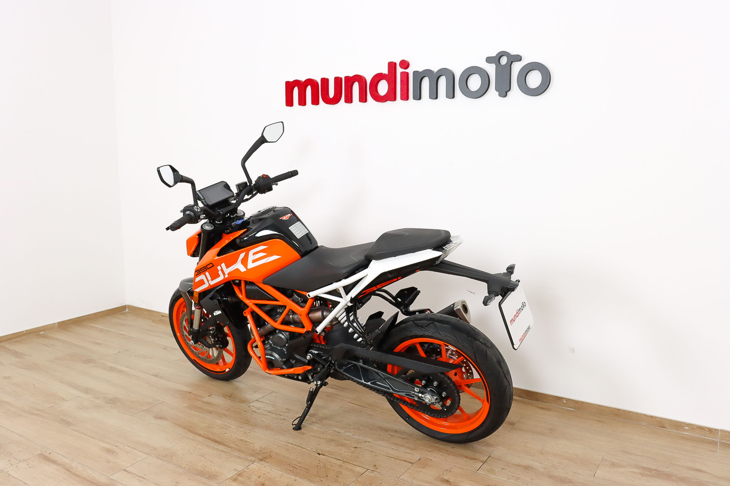 KTM 390 DukeKTM9 KTM 390 DukeKTM9
