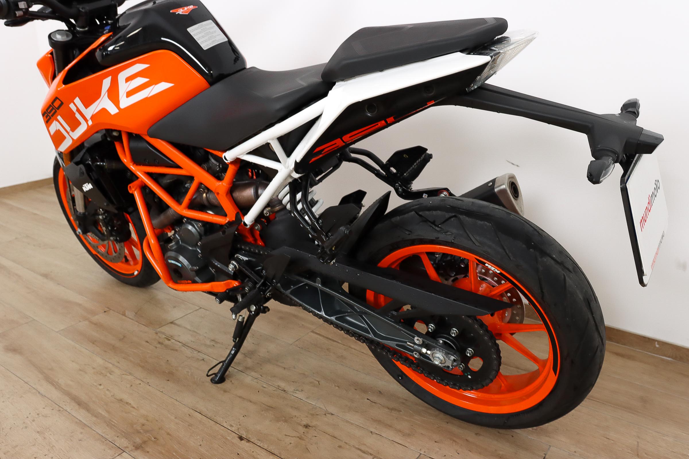 KTM 390 DukeKTM11 KTM 390 DukeKTM11
