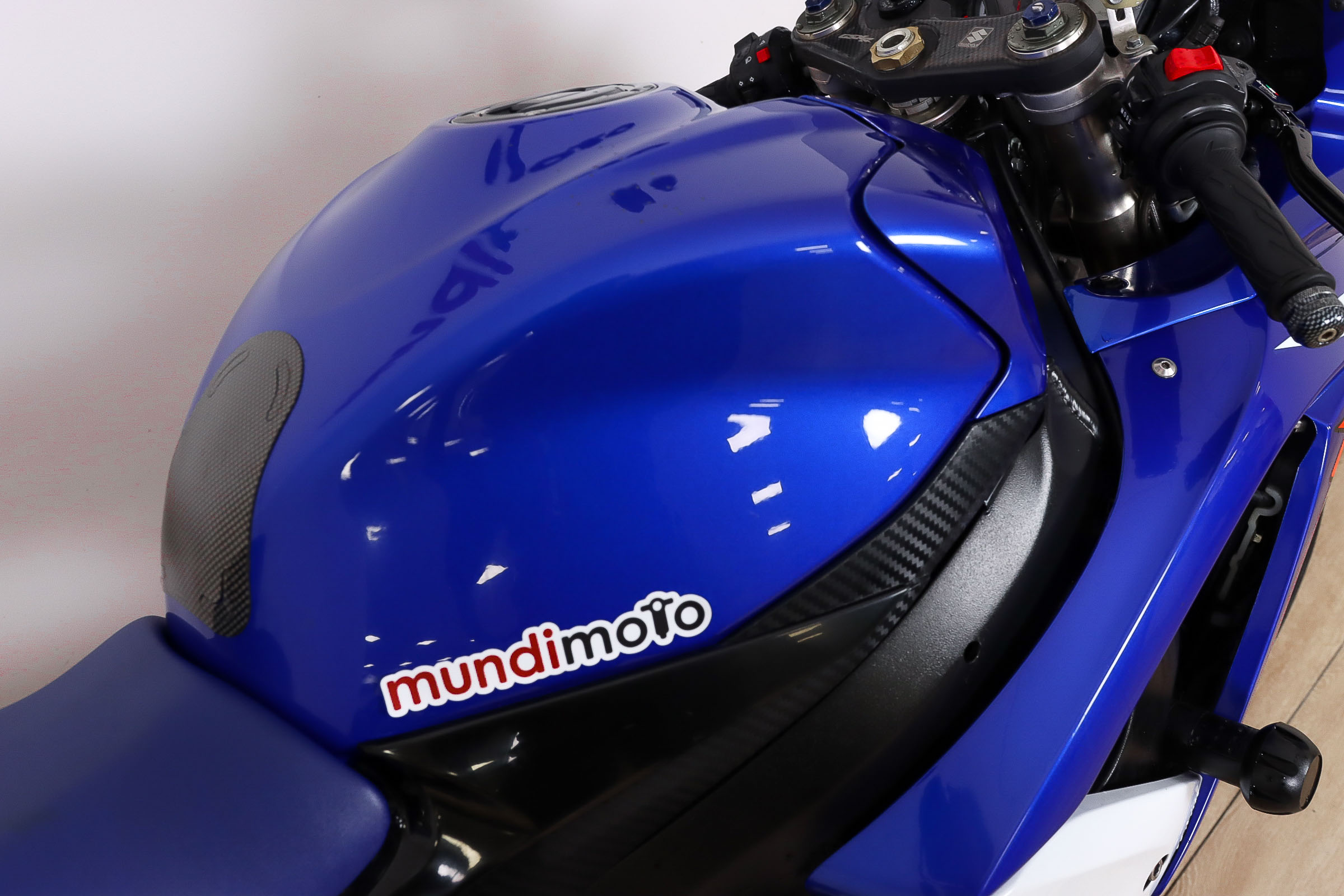 SUZUKI GSX R600SUZUKI5 SUZUKI GSX R600SUZUKI5